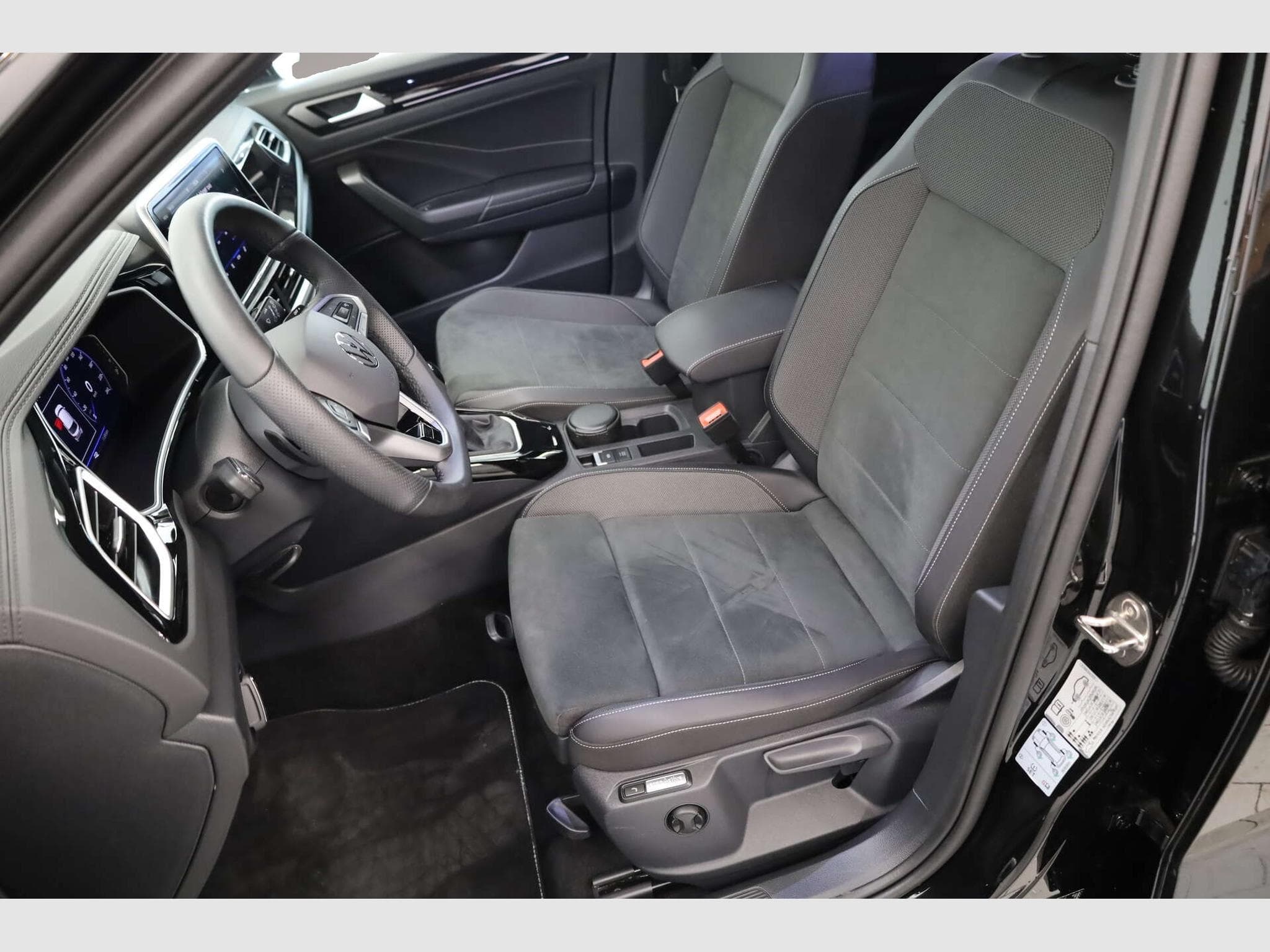 VW T-Roc (2025) - Photo 5