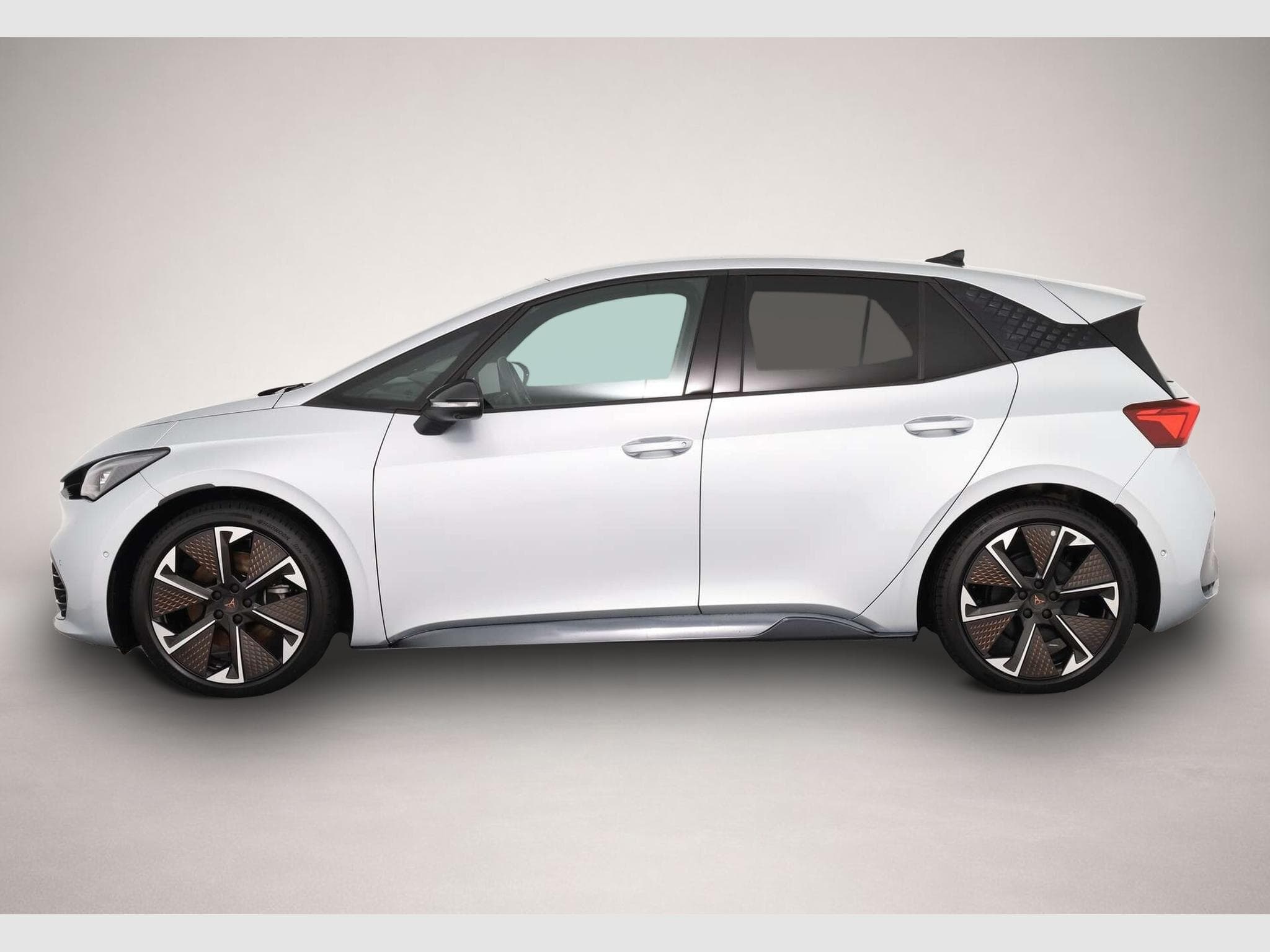Cupra Born (2025) - Photo 4