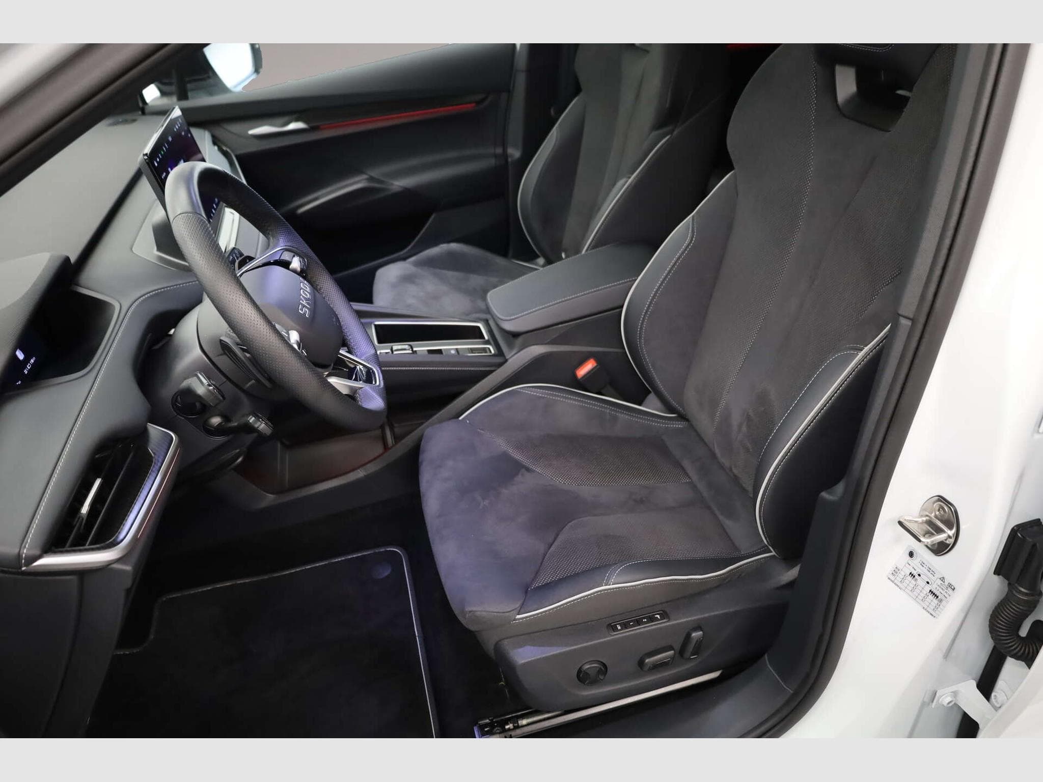 Skoda Enyaq (2025) - Foto 5