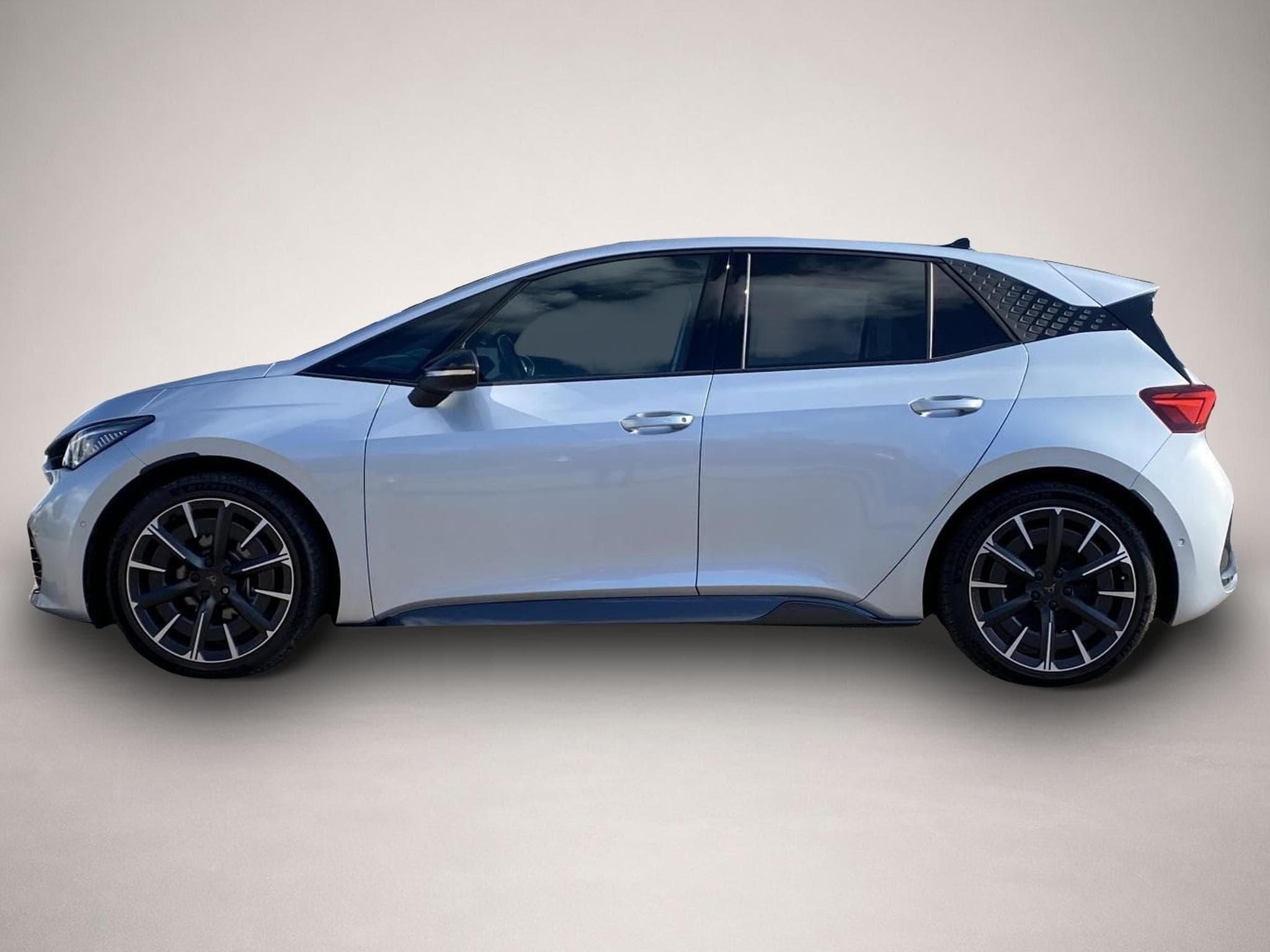 Cupra Born (2024) - Photo 2