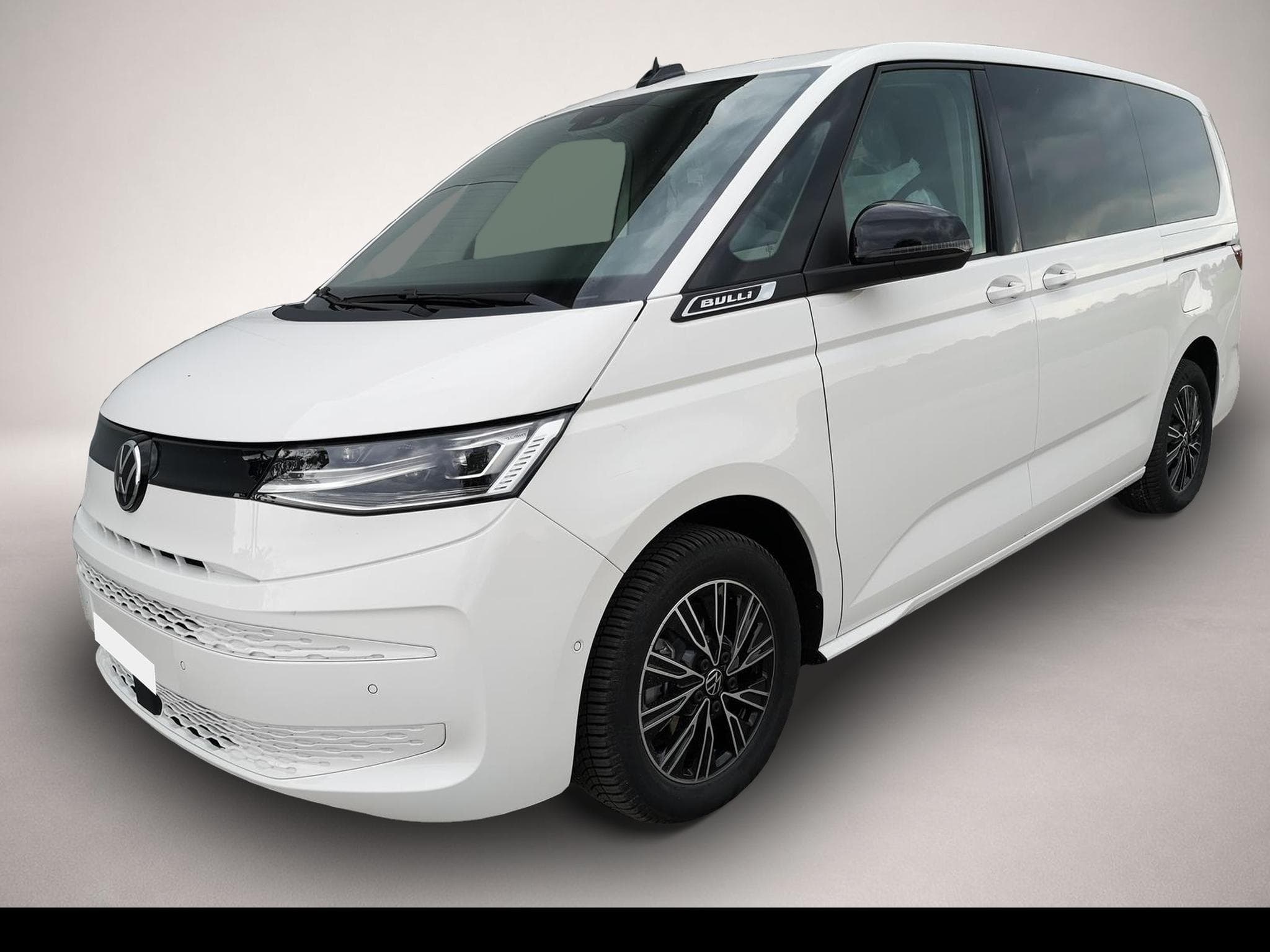 VW Multivan (2026) - Photo 1