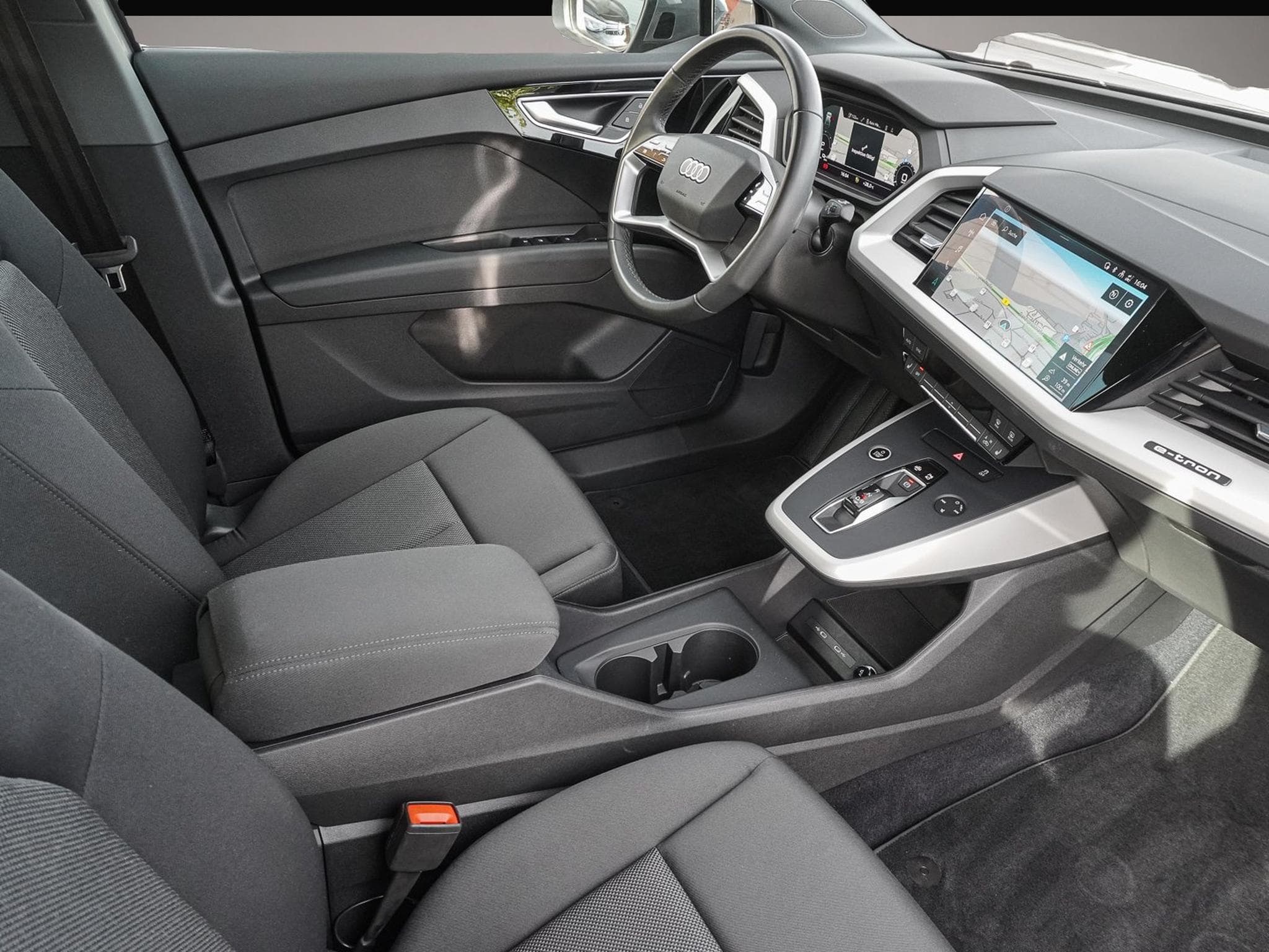 Audi e-tron (2024) - Foto 6