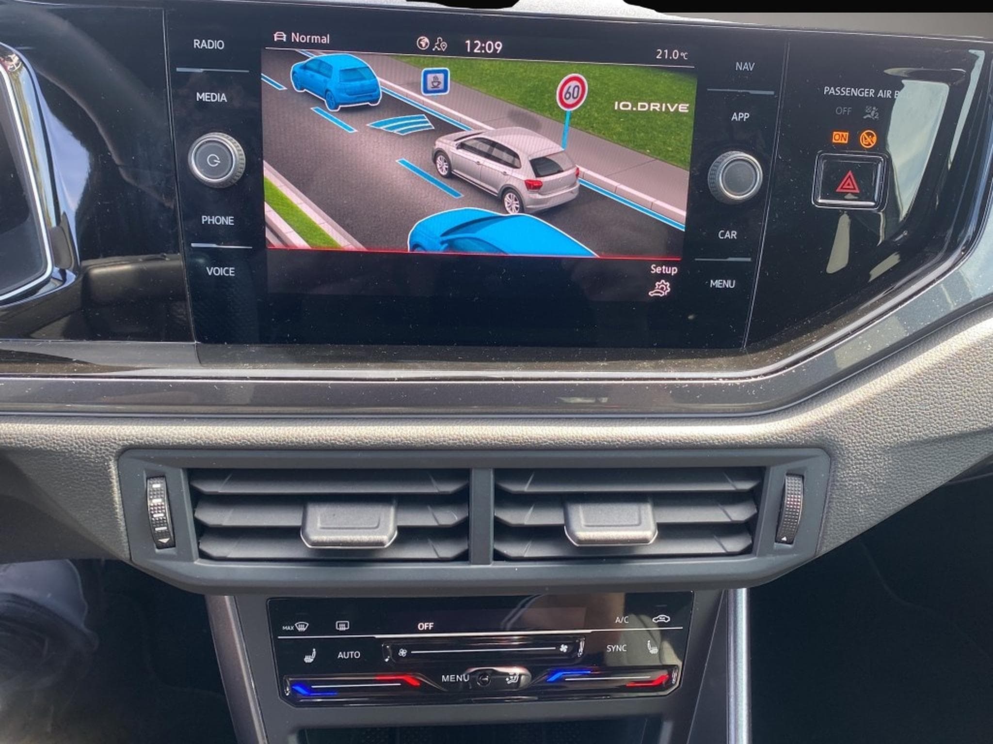 VW Polo (2025) - Photo 4