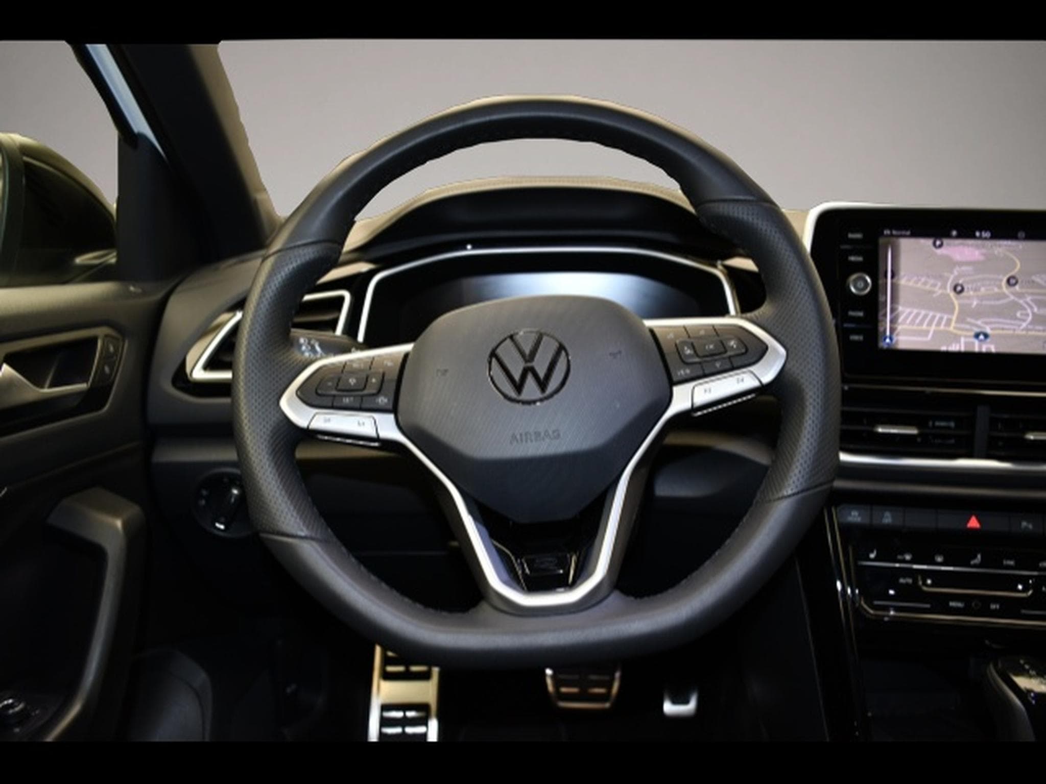 VW T-Roc (2024) - Photo 5