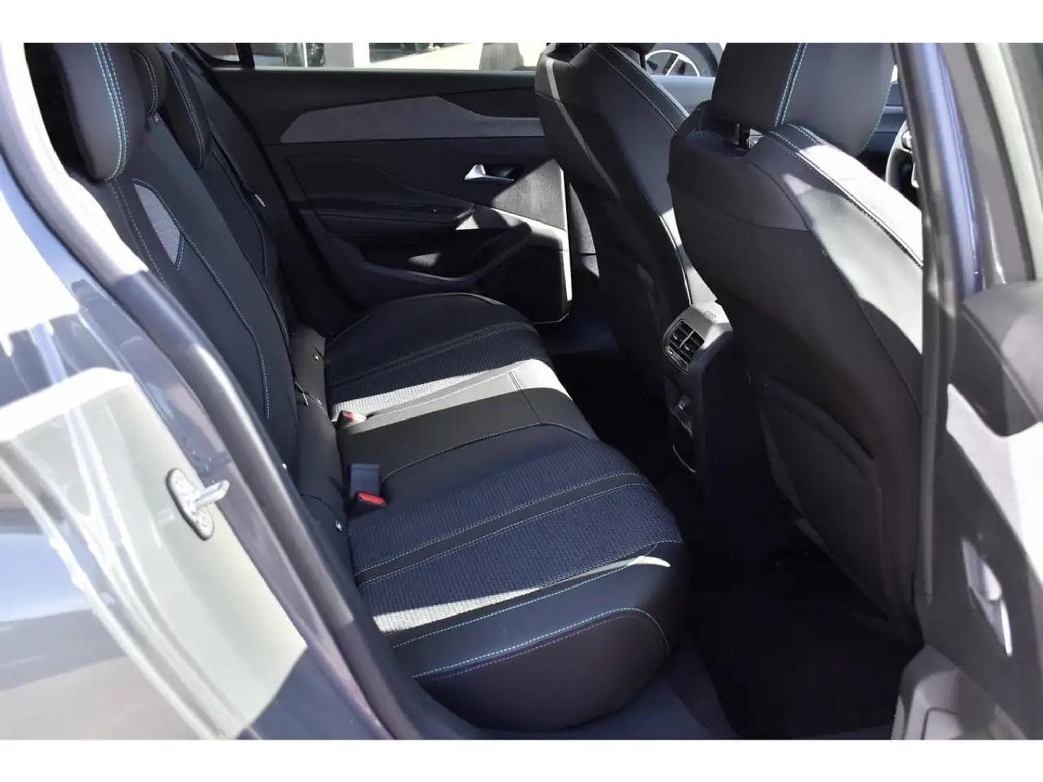 Peugeot 308 (2025) - Photo 8
