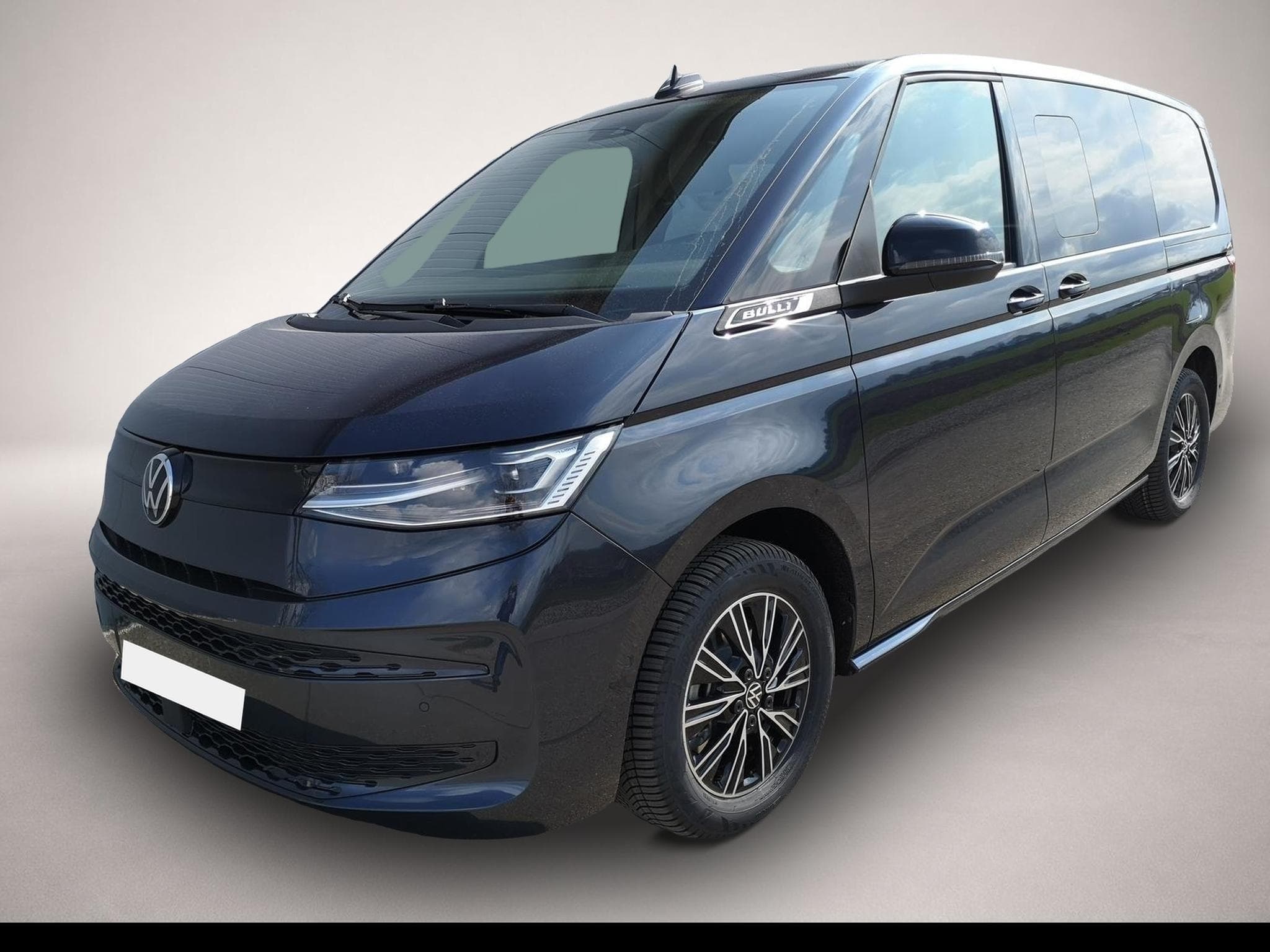VW Multivan (2026) - Photo 1