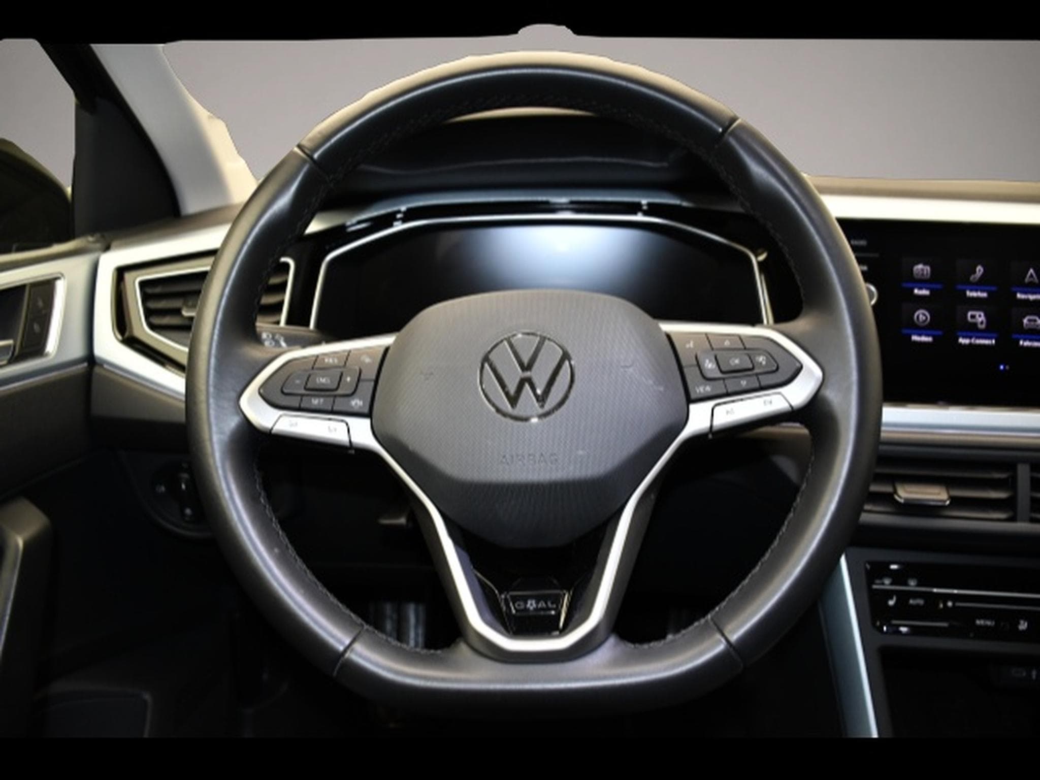 VW Polo (2025) - Photo 4
