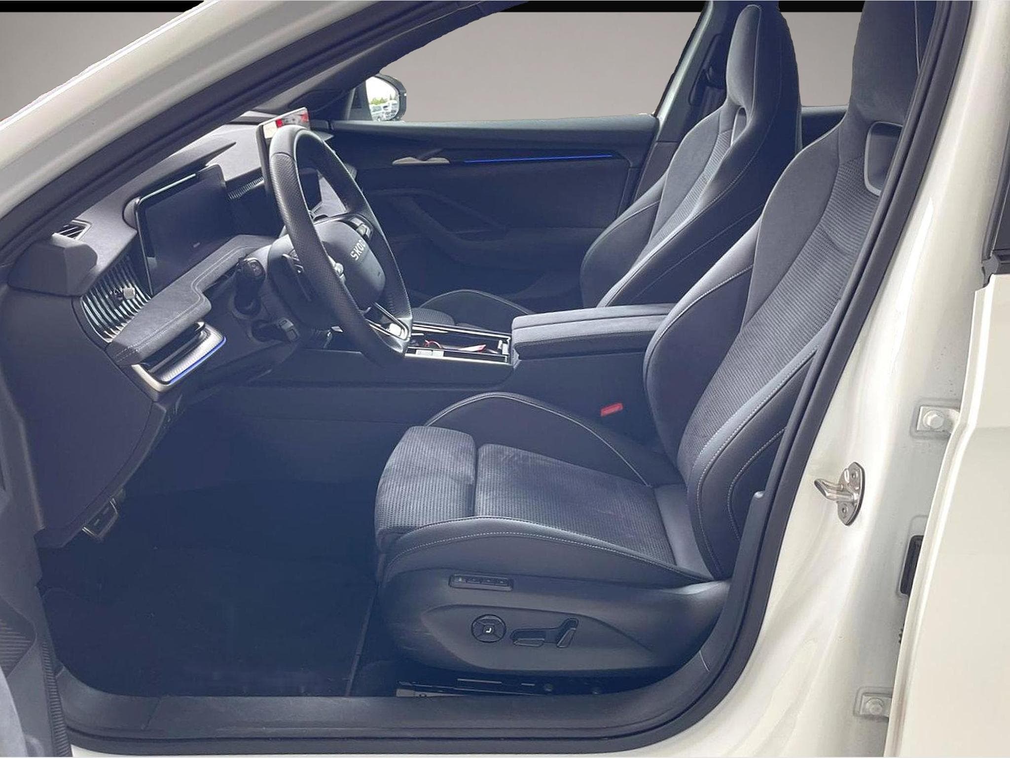 Skoda Superb (2025) - Photo 4
