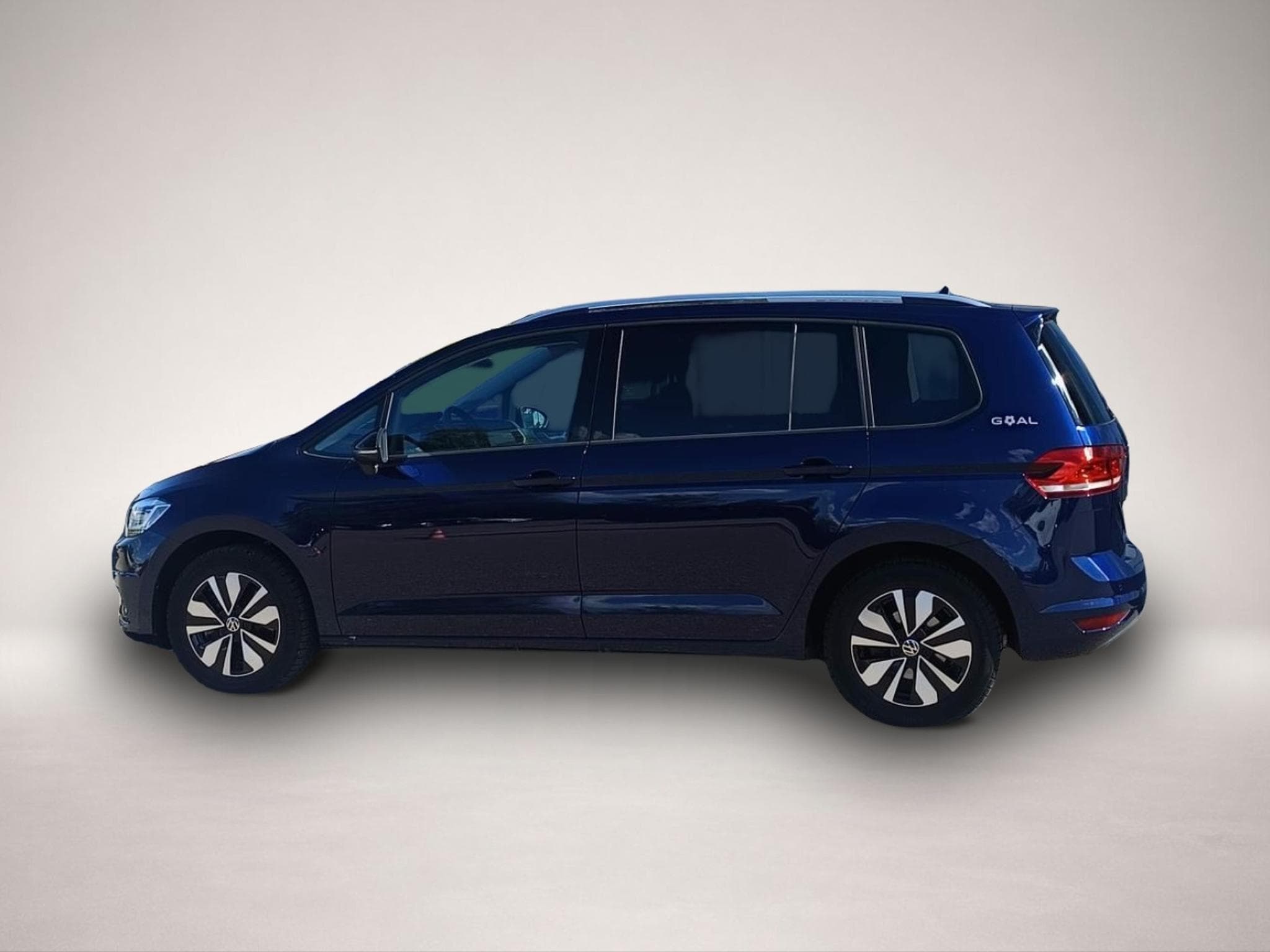 VW Touran (2025) - Photo 3