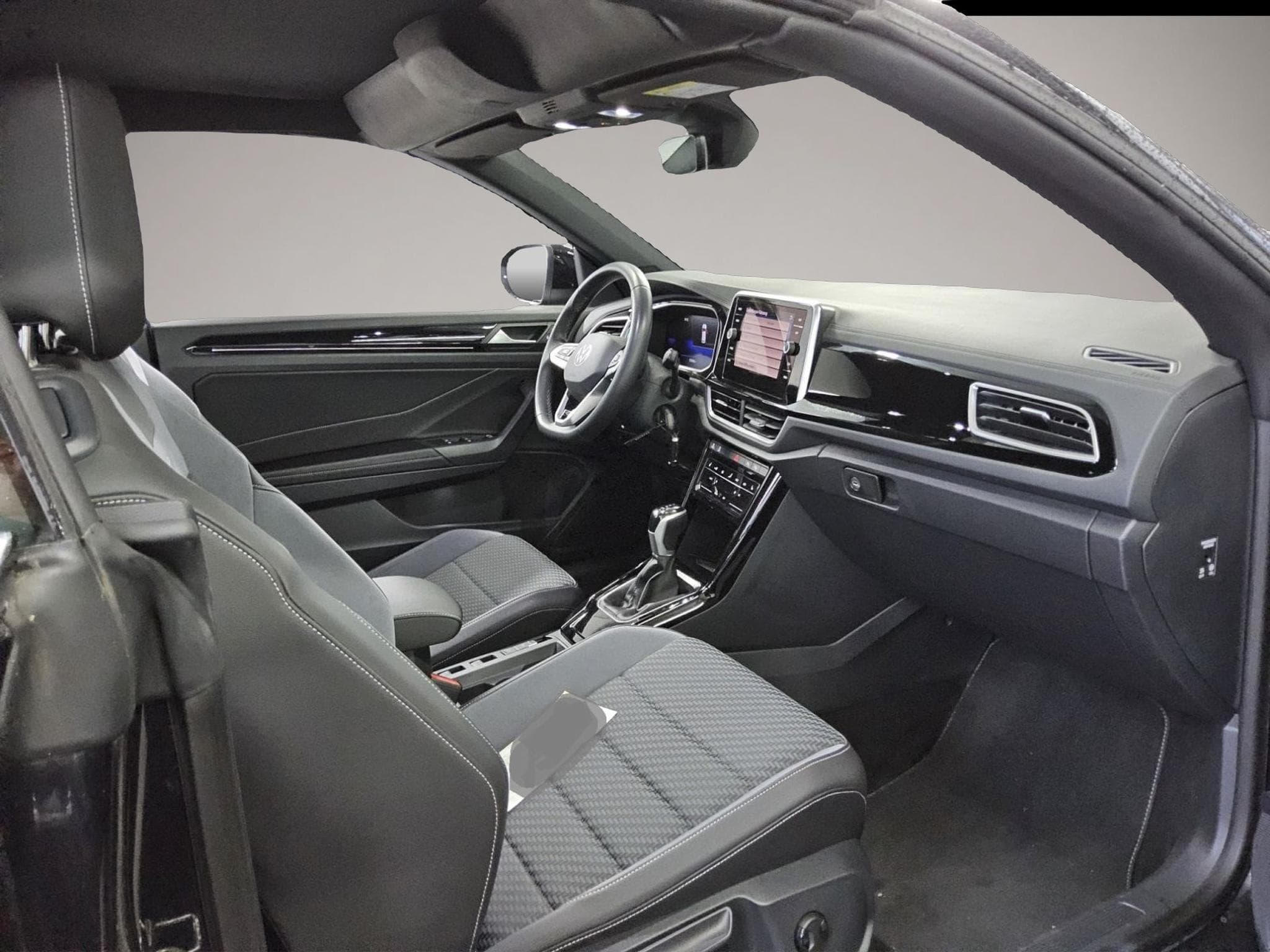 VW T-Roc (2024) - Photo 9