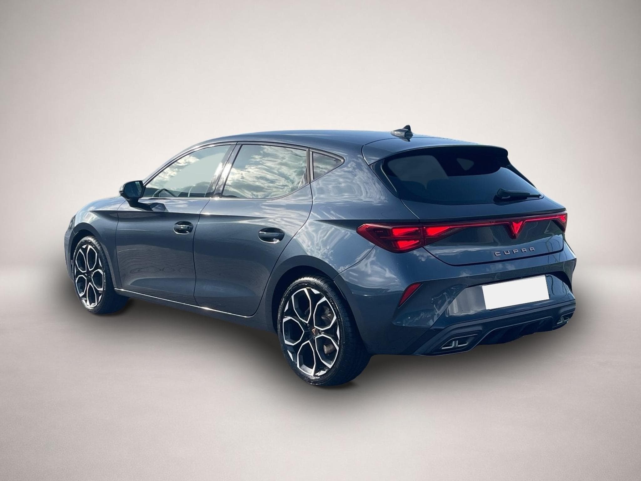 Cupra Leon (2025) - Photo 4
