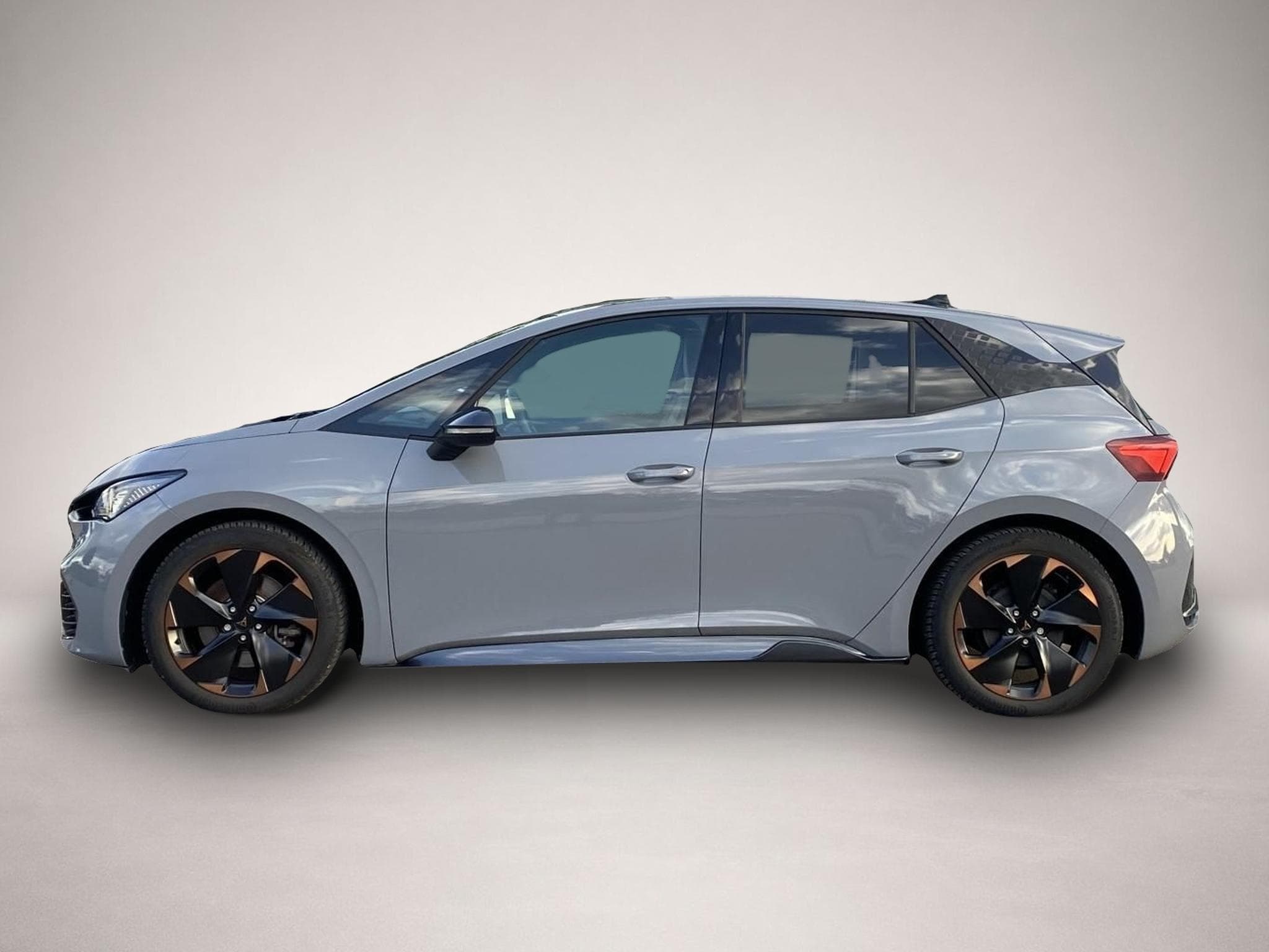 Cupra Born (2024) - Photo 2