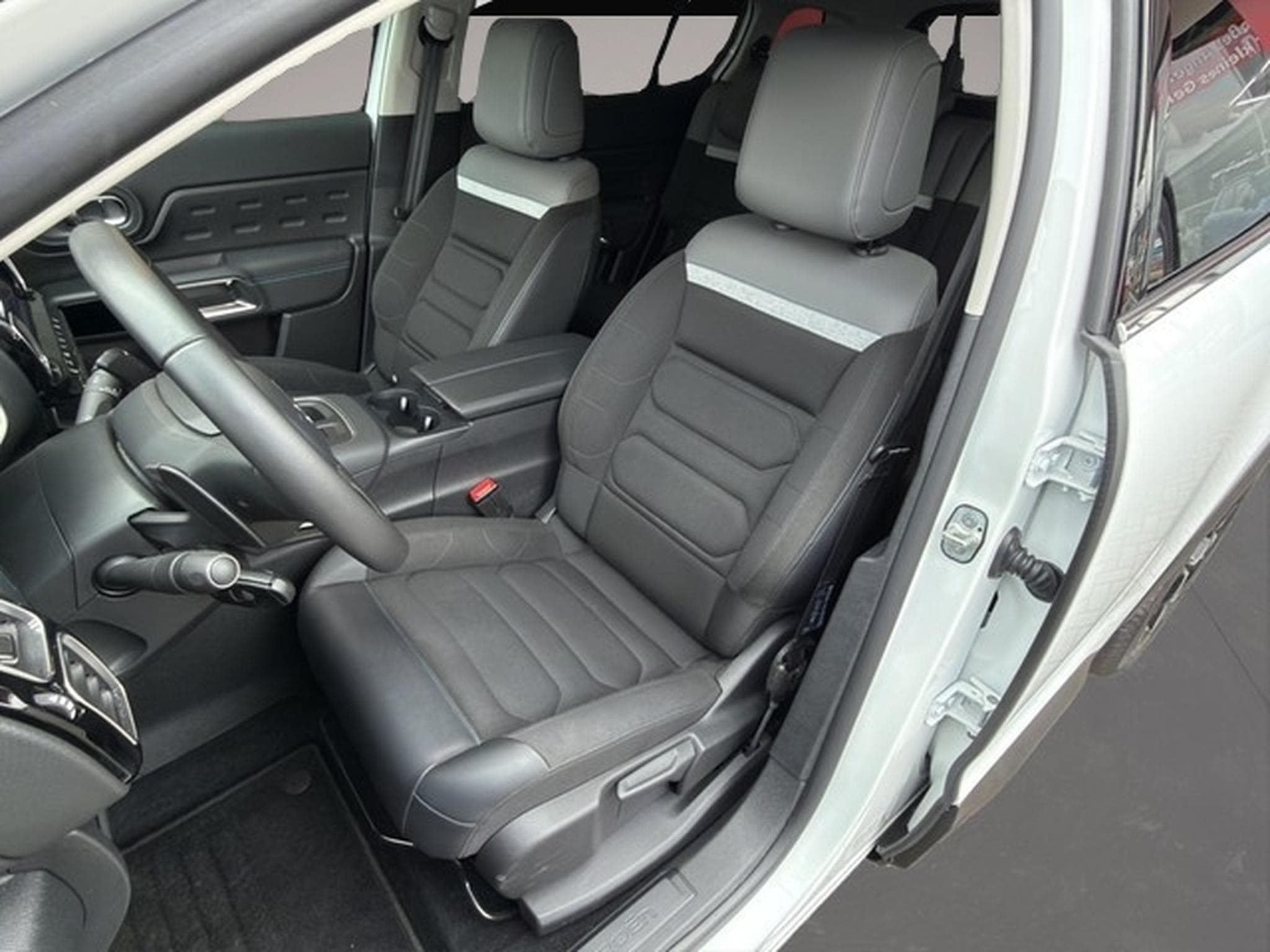 Citroën C5 Aircross (2023) - Photo 7