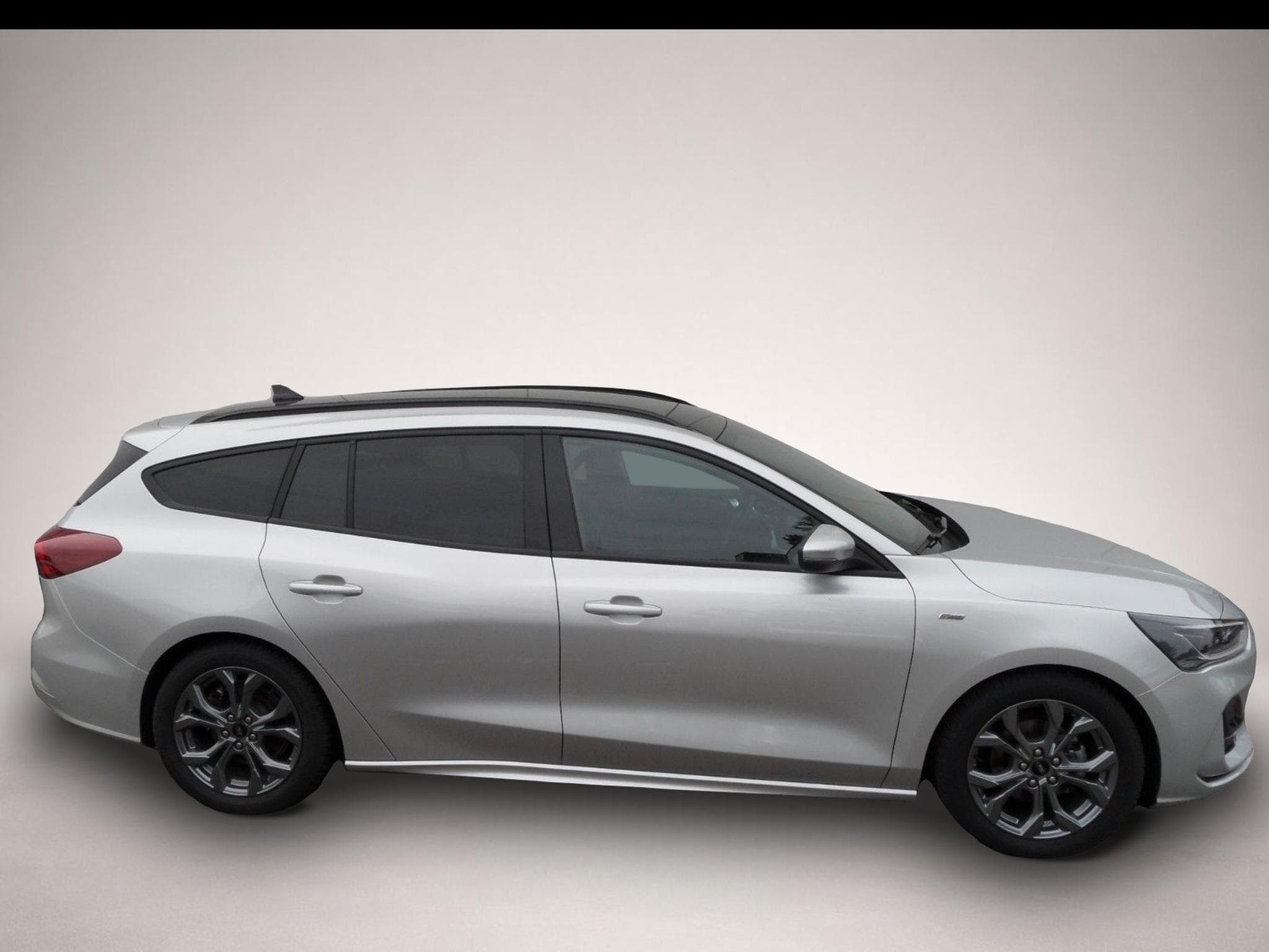 Ford Focus (2024) - Photo 2