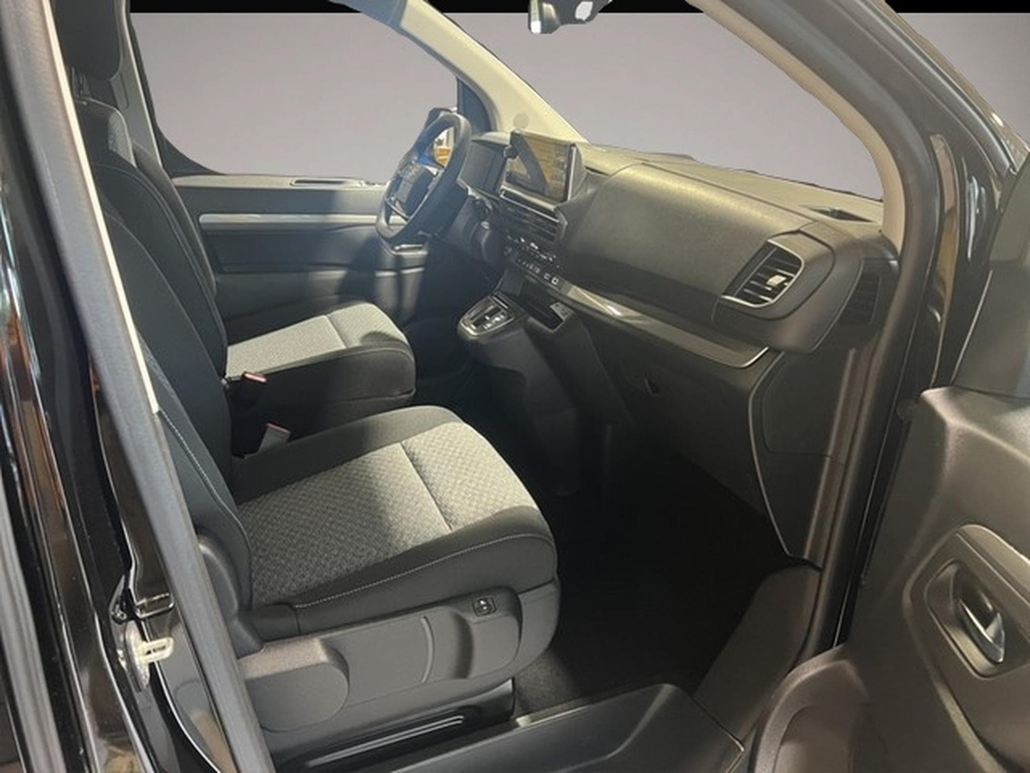 Opel Zafira (2026) - Photo 7