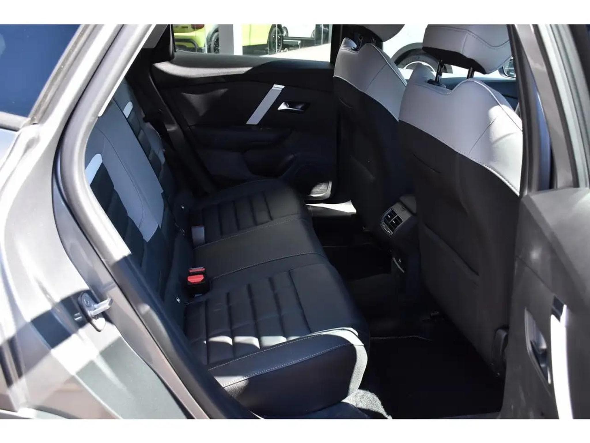 Citroën C5 X (2025) - Photo 8