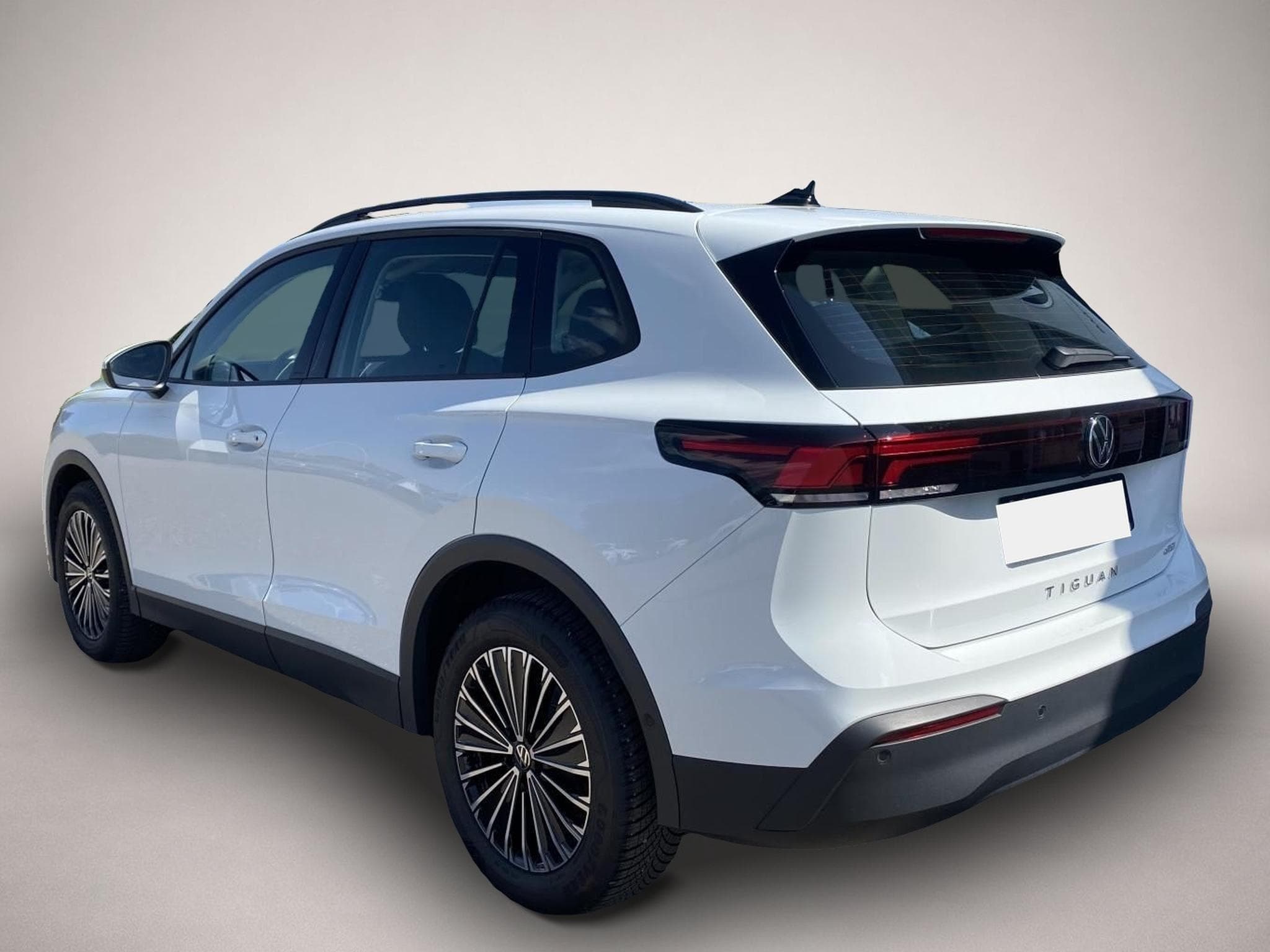 VW Tiguan (2025) - Photo 4