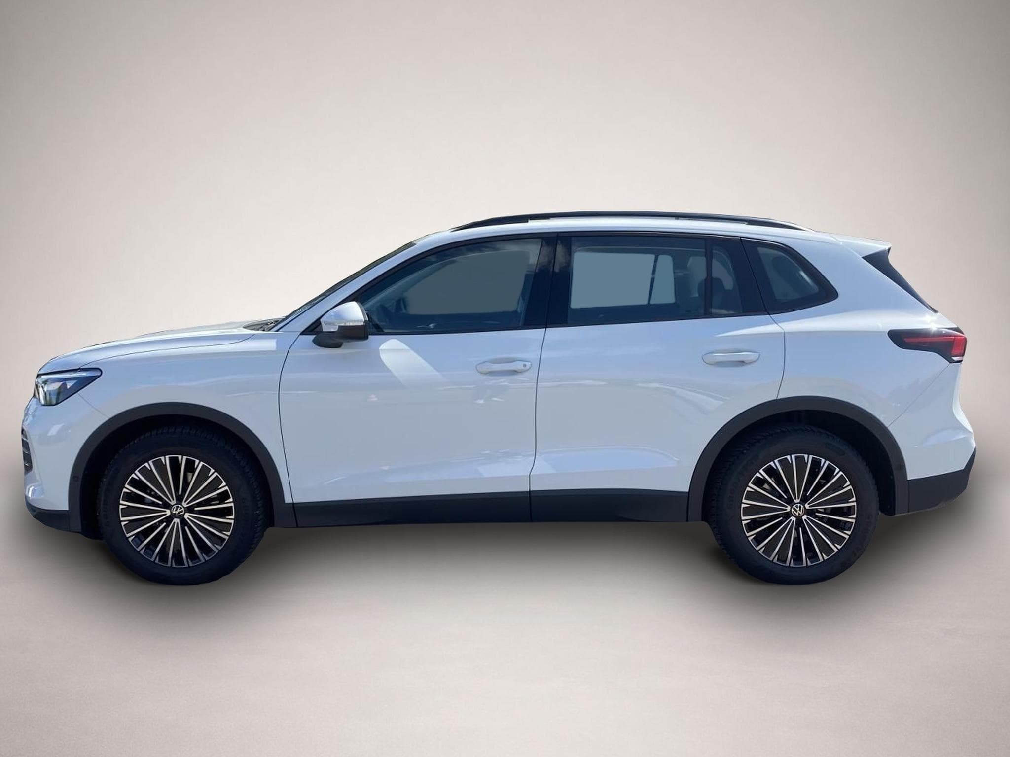 VW Tiguan (2025) - Photo 2