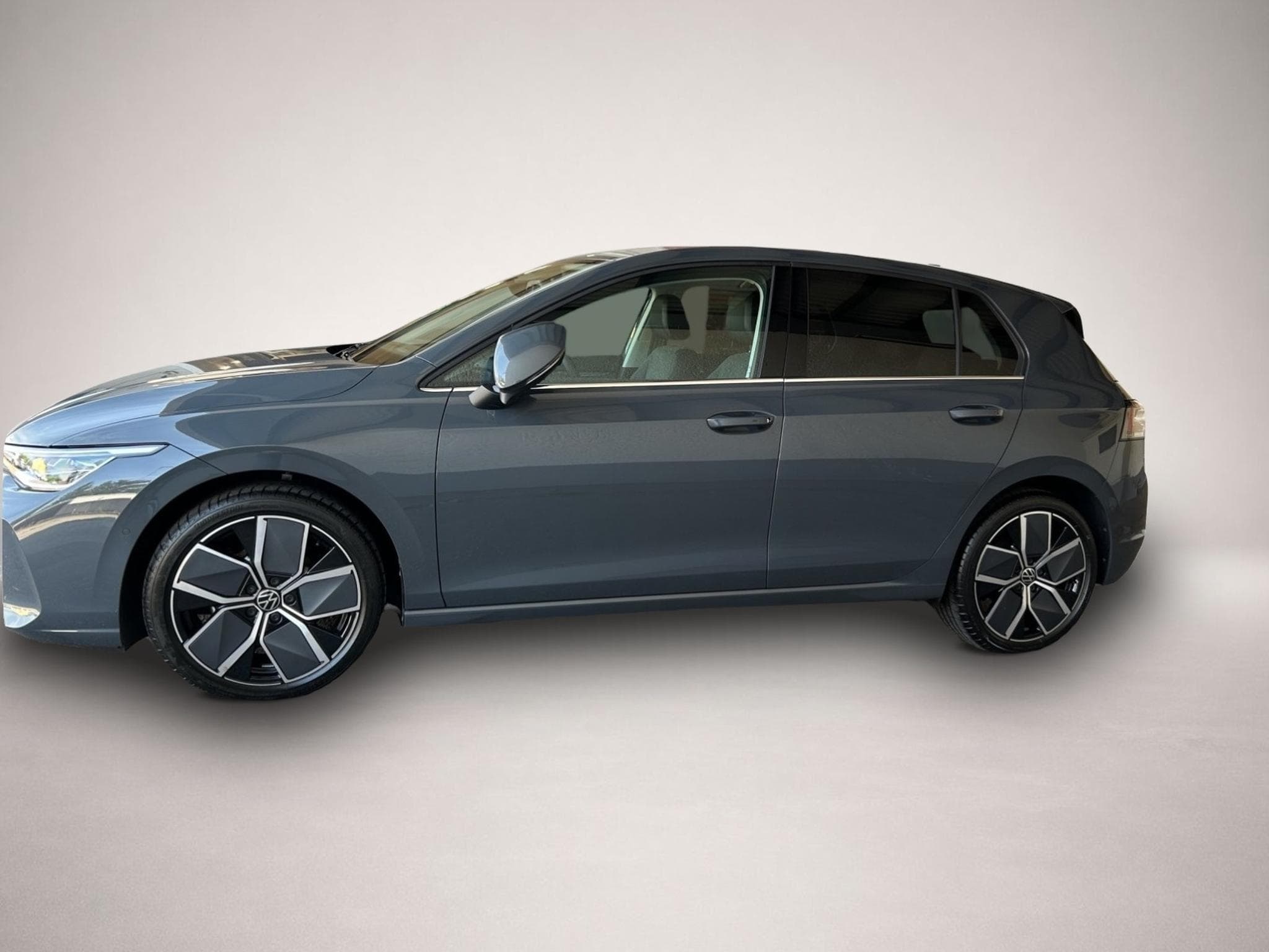 VW Golf (2024) - Photo 4