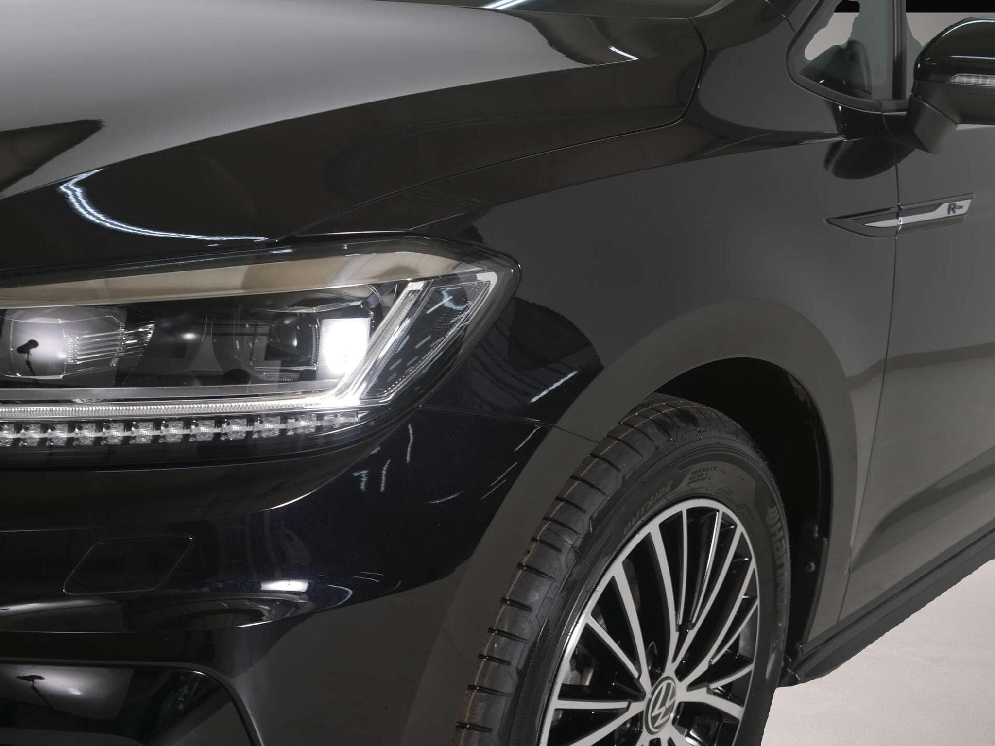 VW Touran (2025) - Photo 3