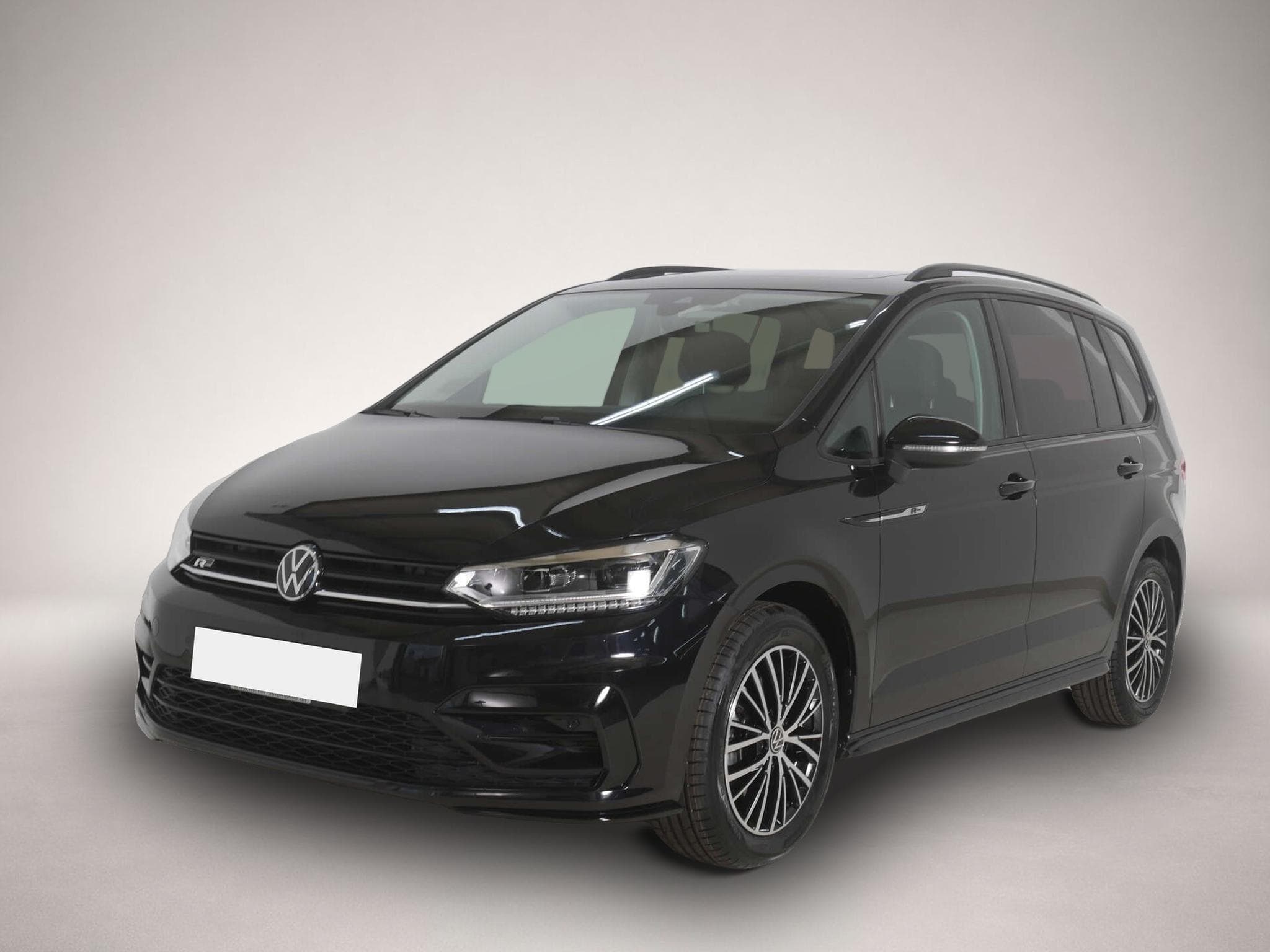 VW Touran (2025) - Photo 1