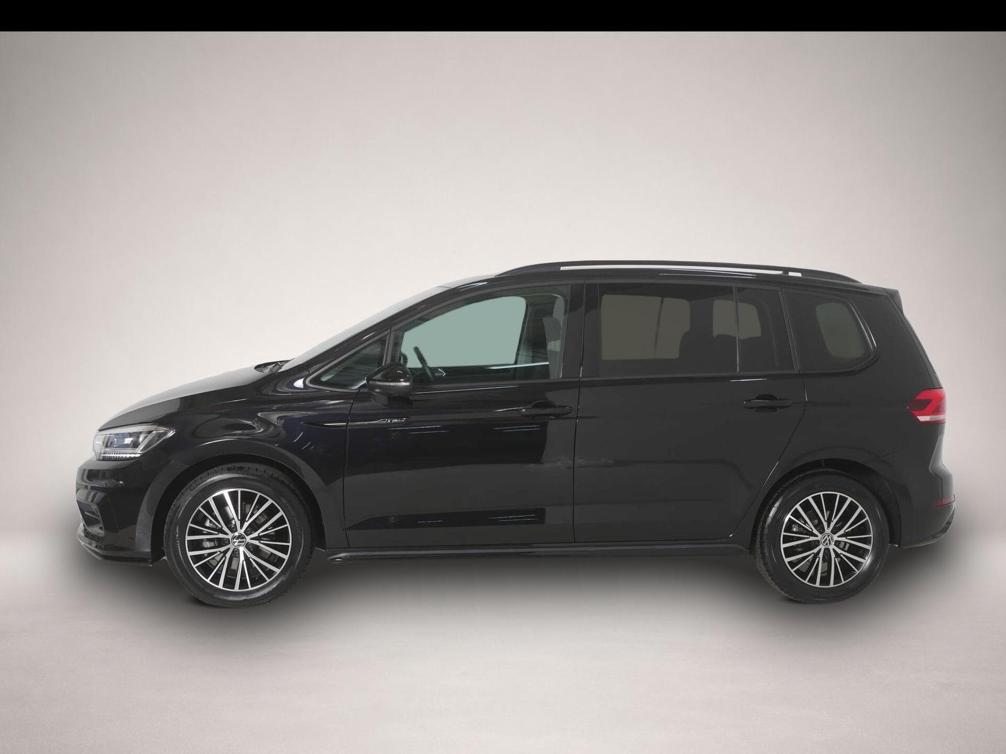 VW Touran (2025) - Photo 4