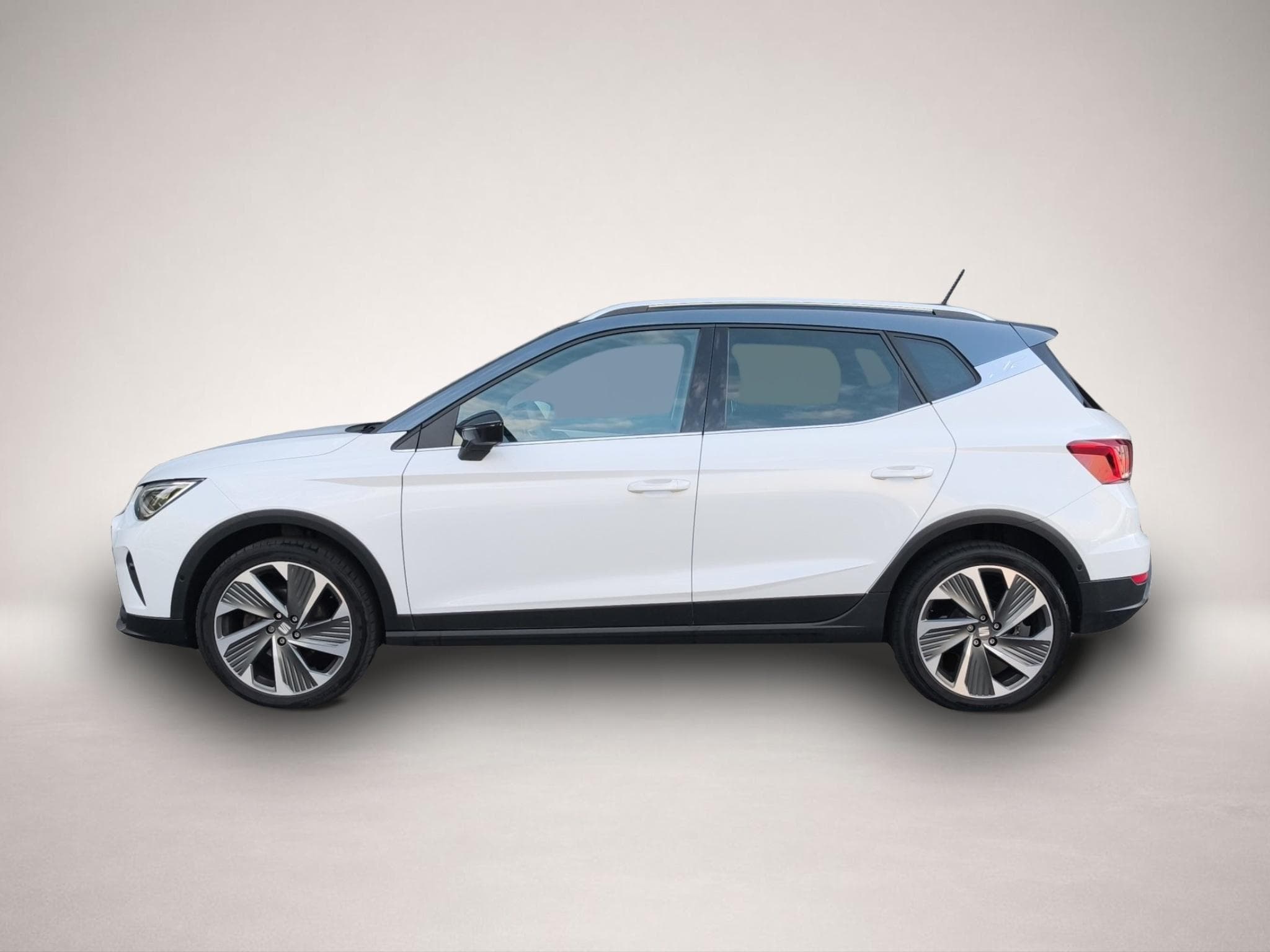Seat Arona (2024) - Photo 3