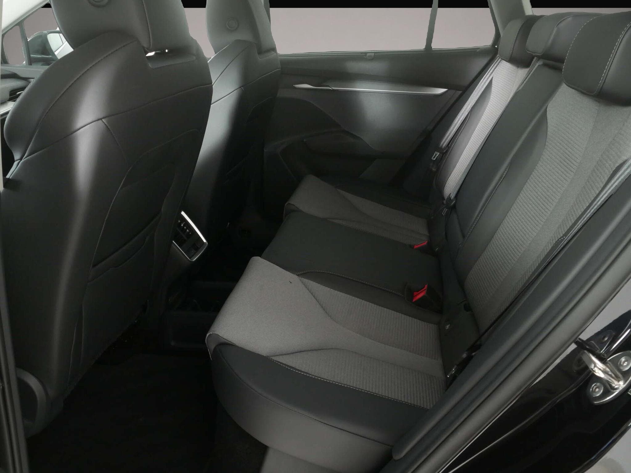 Skoda Enyaq (2025) - Photo 8