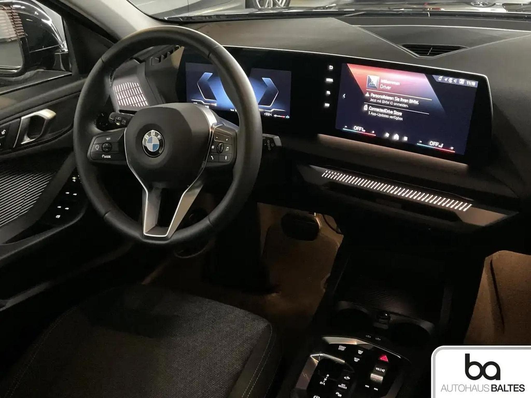 BMW 120 (2025) - Photo 9
