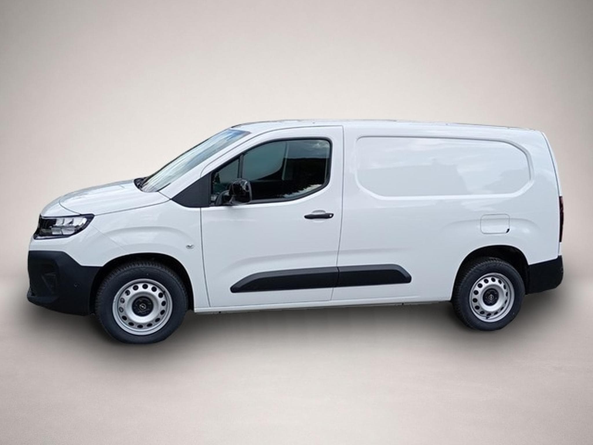 Opel Monterey (2026) - Photo 2
