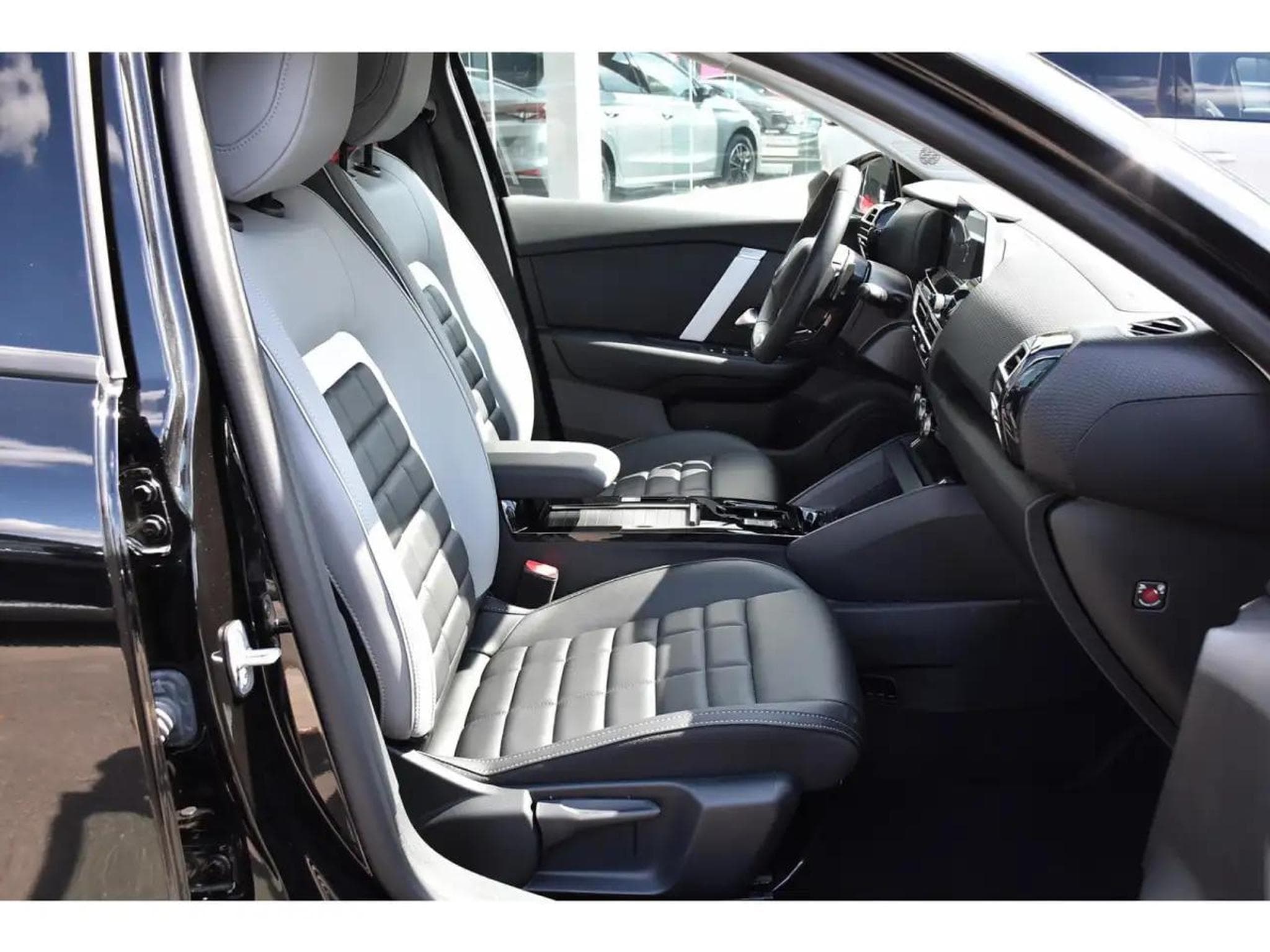 Citroën C5 X (2025) - Photo 7