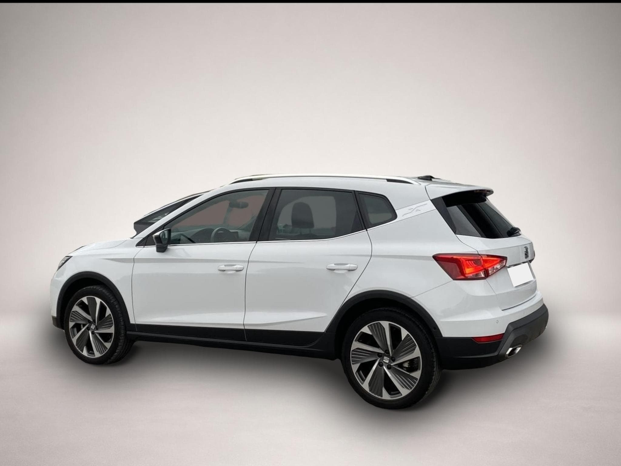 Seat Arona (2024) - Photo 3