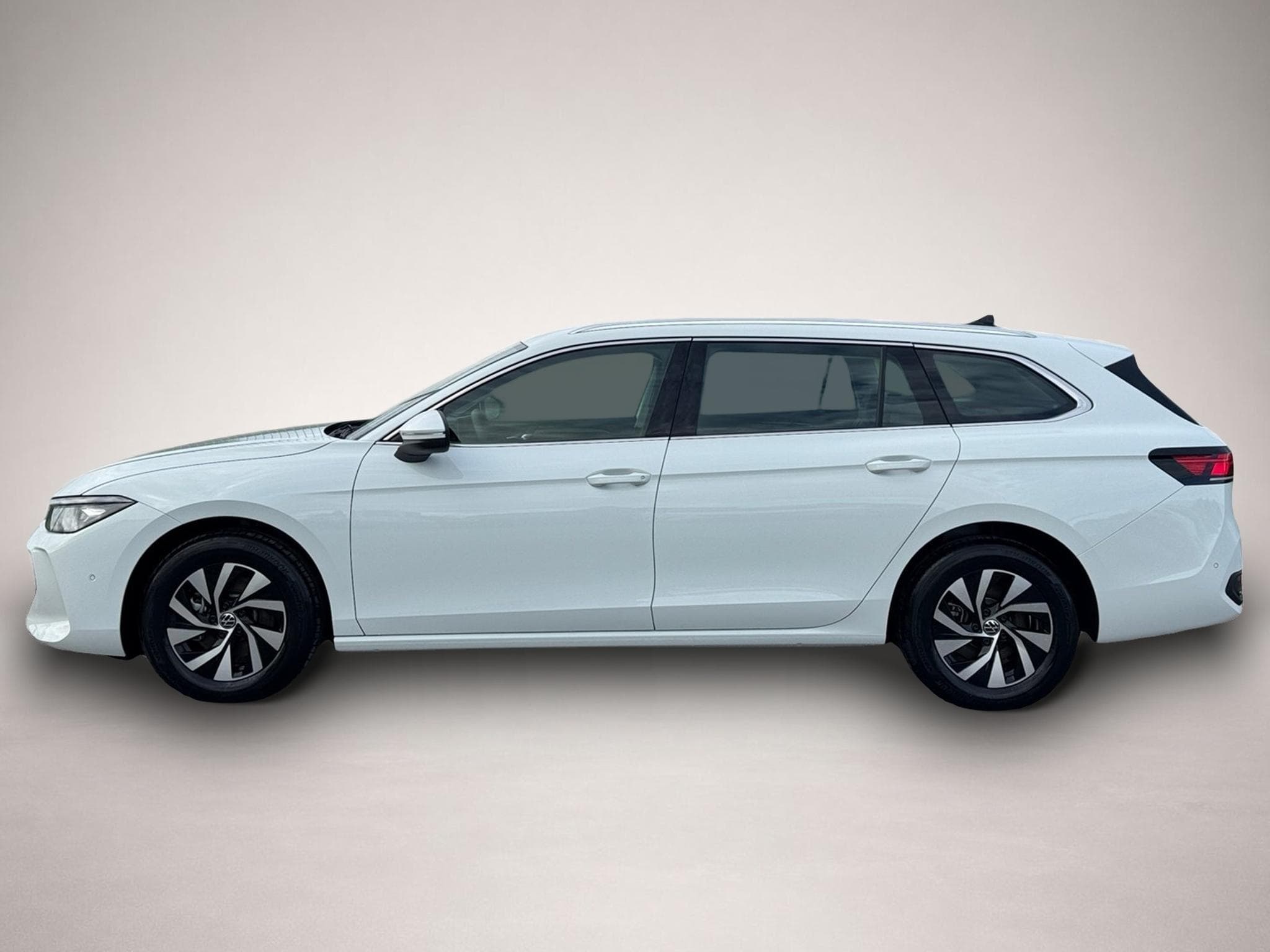 VW Passat (2026) - Photo 3