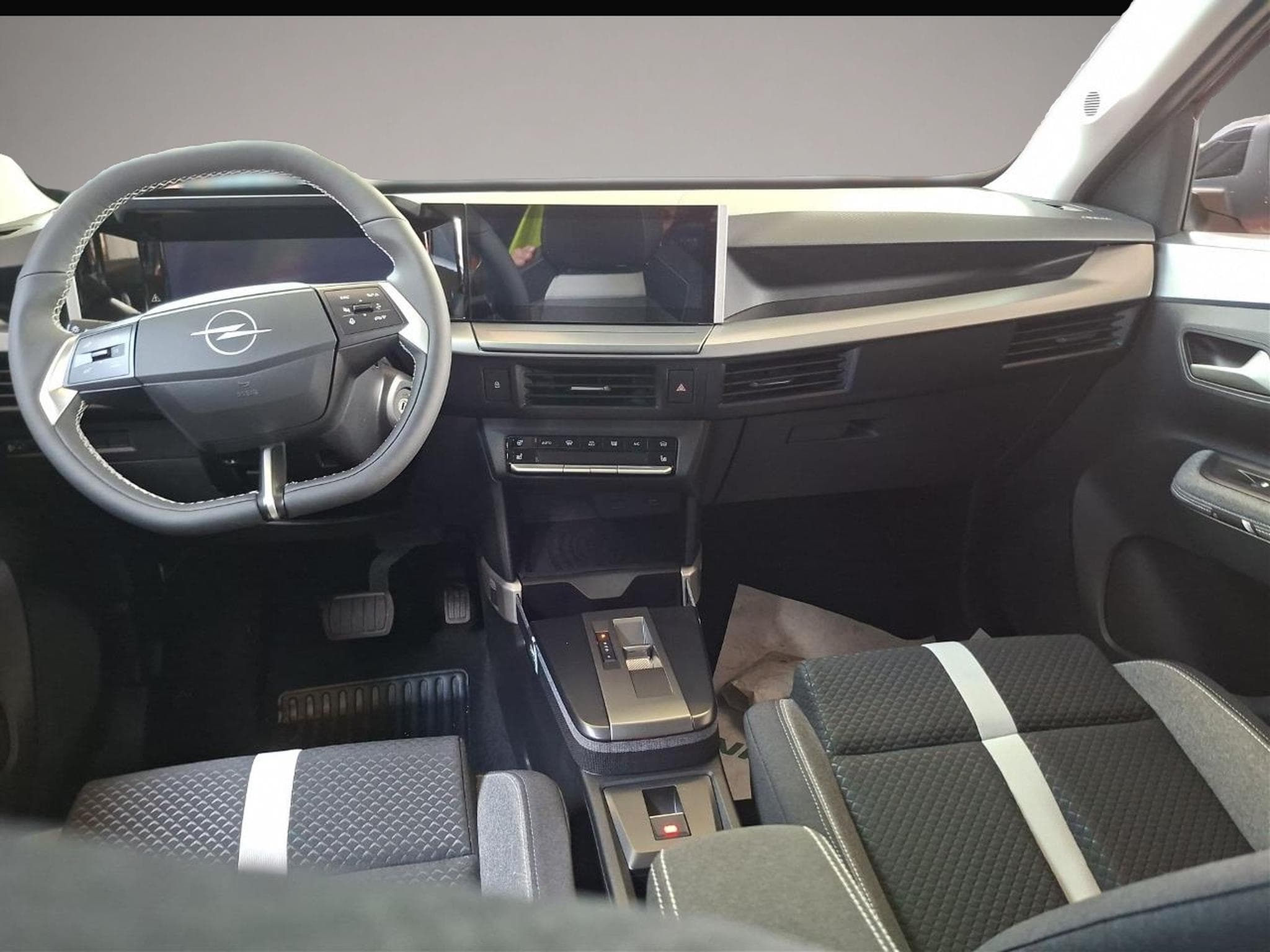 Opel Frontera (2026) - Photo 5