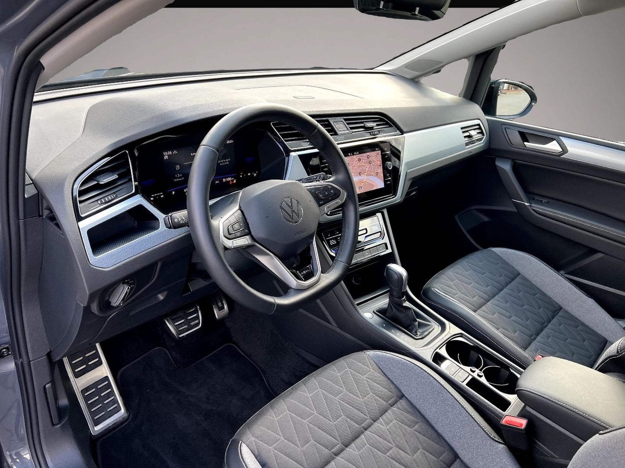 VW Touran (2026) - Photo 7