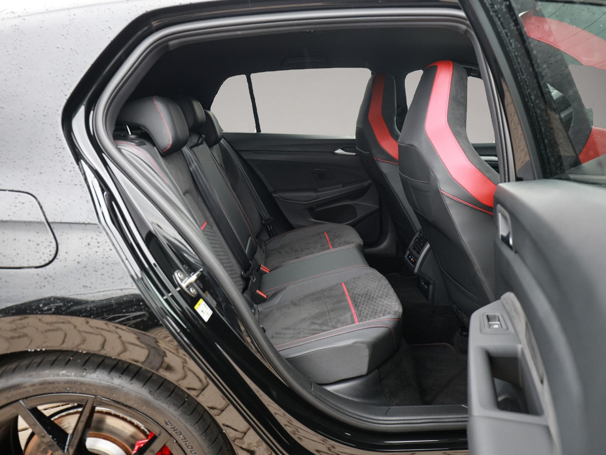VW Golf (2026) - Photo 4