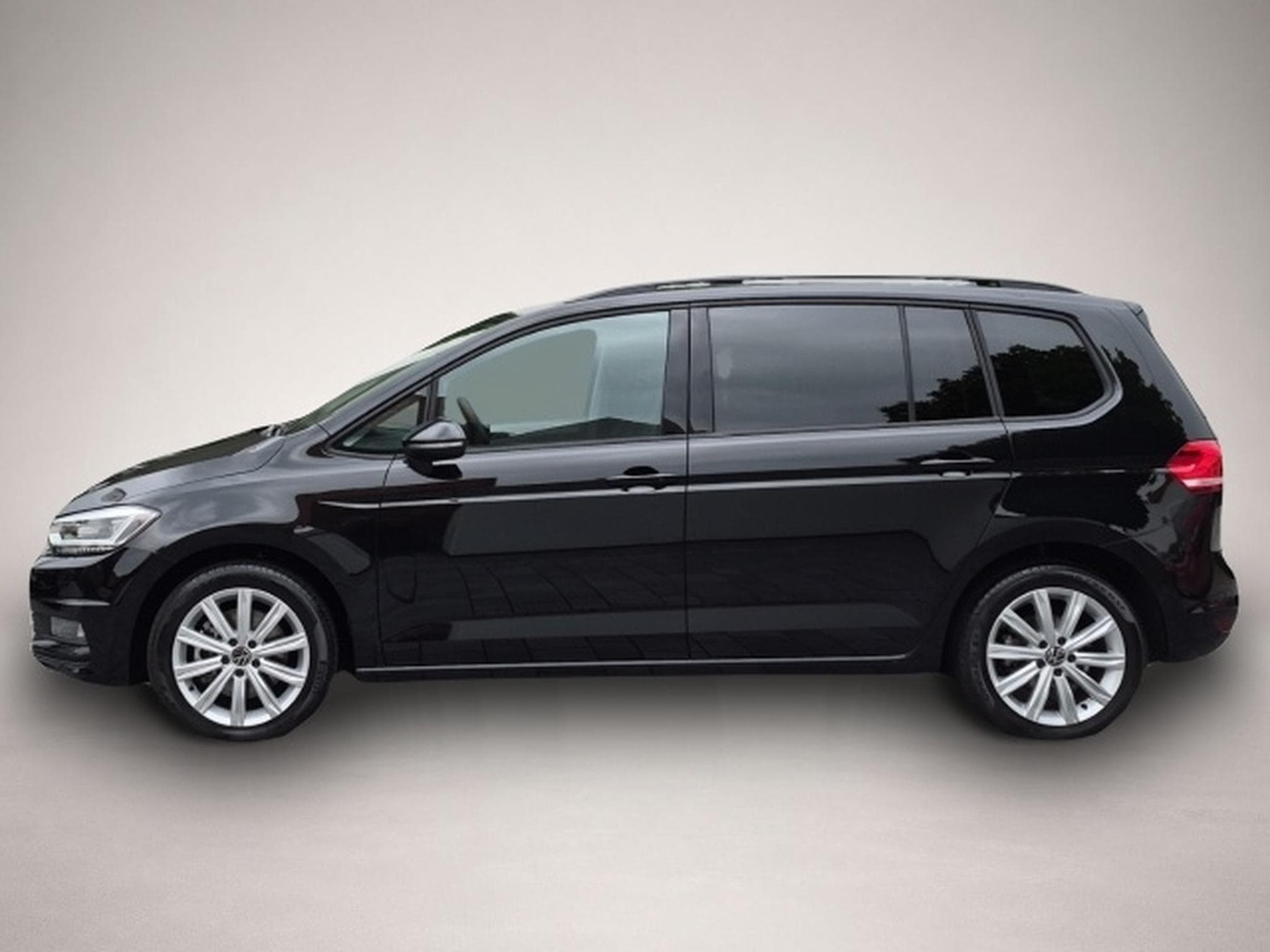 VW Touran (2026) - Photo 2