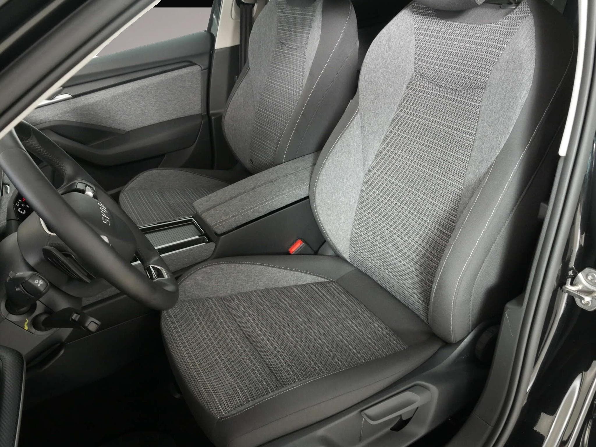 Skoda Superb (2025) - Photo 6