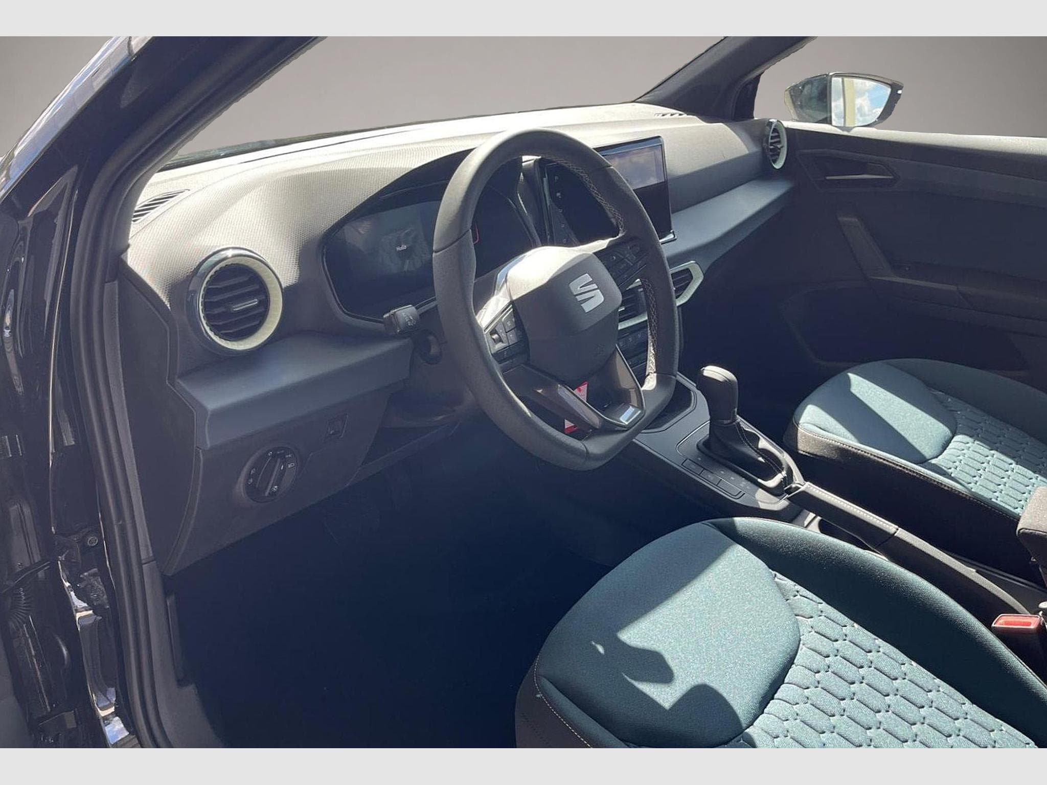Seat Arona (2026) - Photo 3