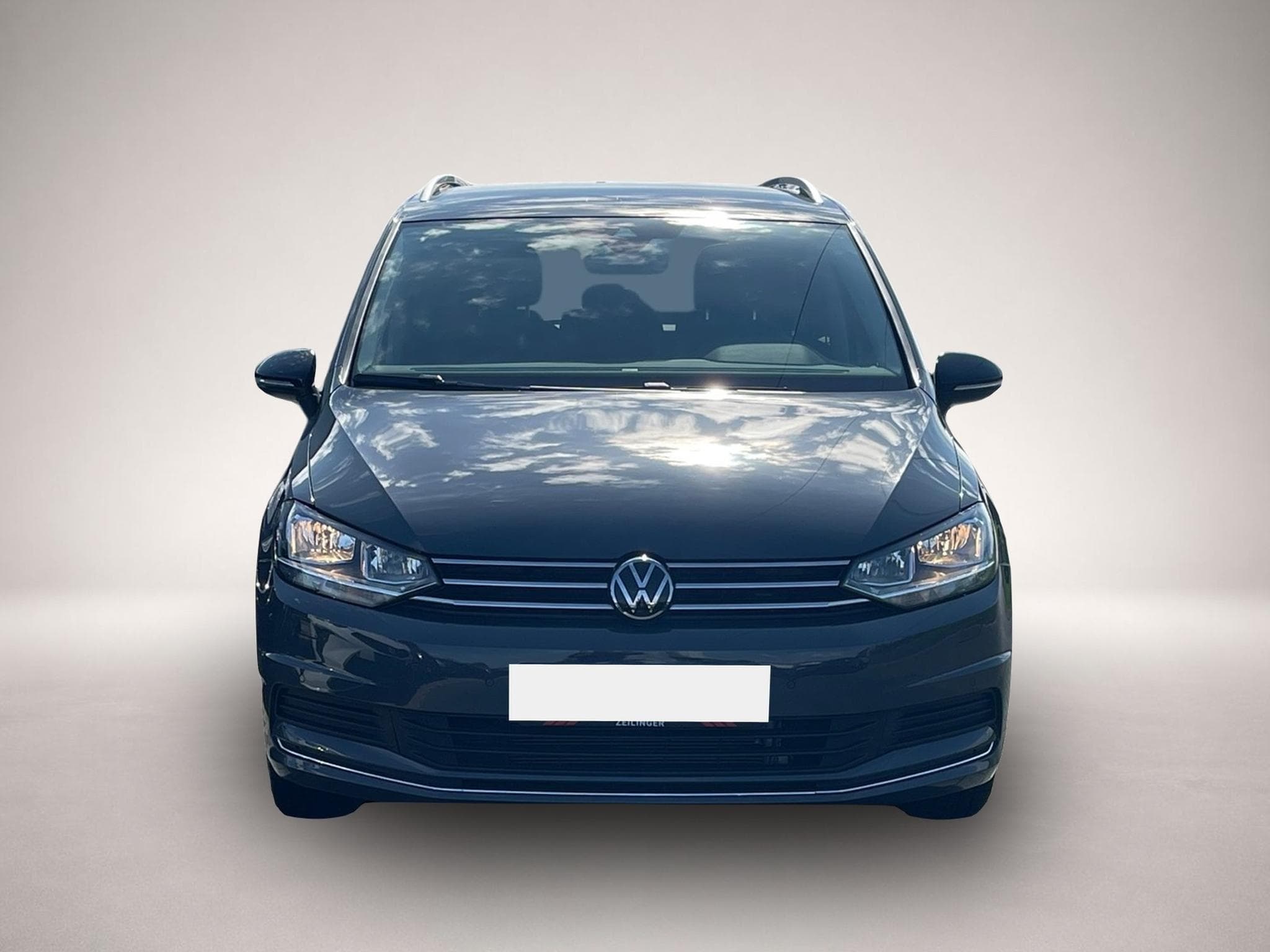 VW Touran (2025) - Photo 2
