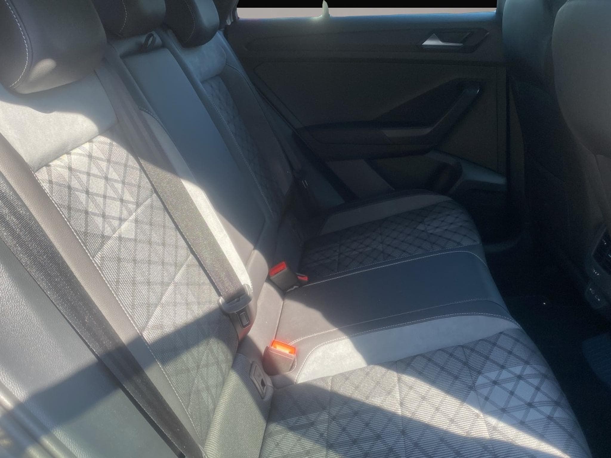VW T-Roc (2025) - Photo 5