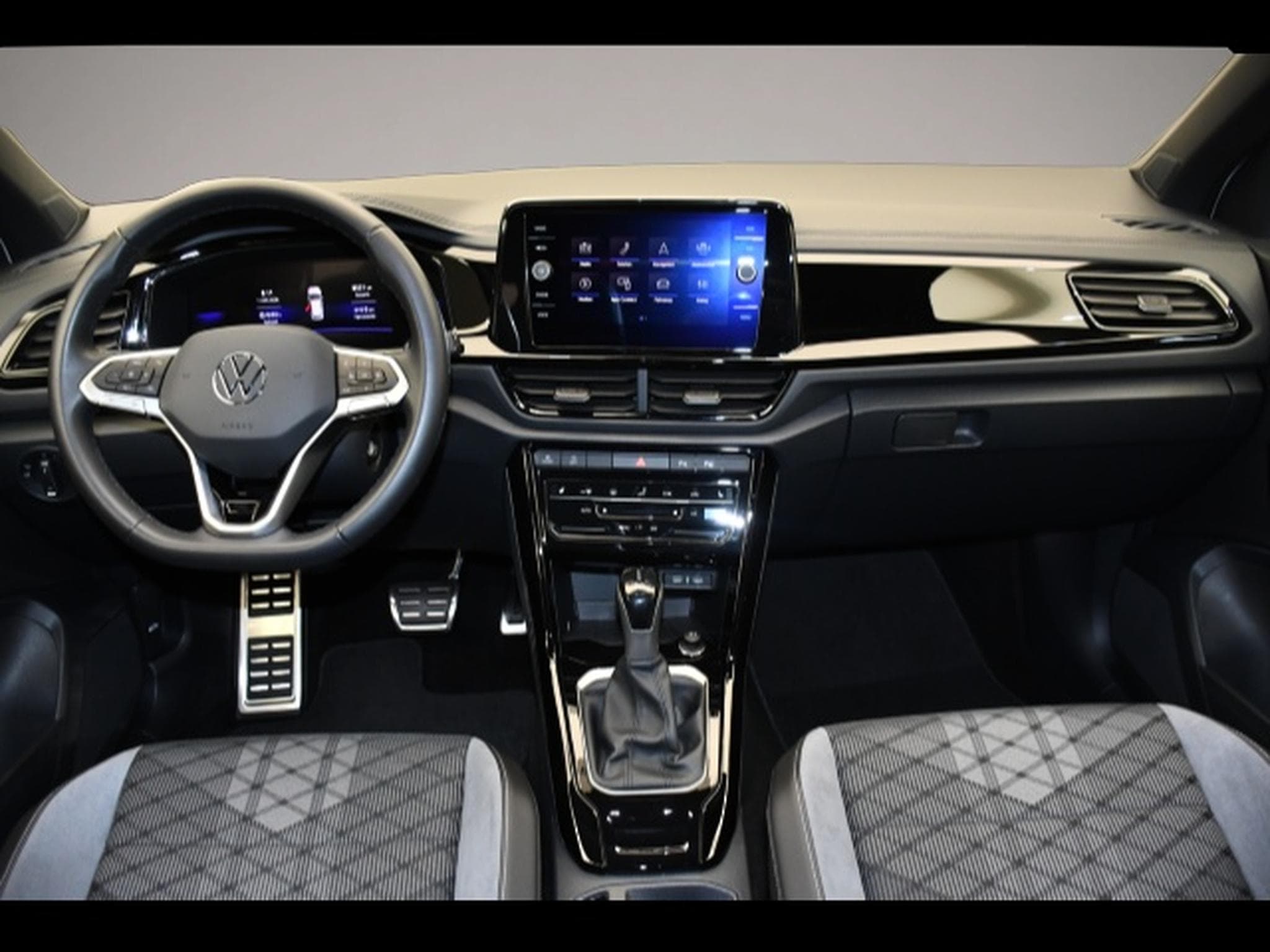 VW T-Roc (2024) - Photo 4
