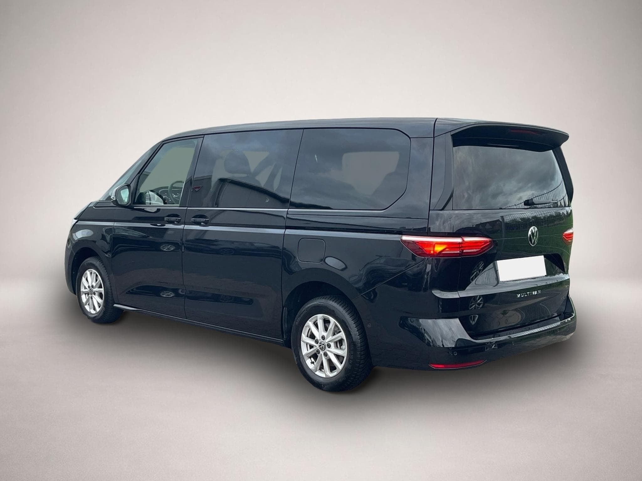 VW Multivan (2025) - Photo 4