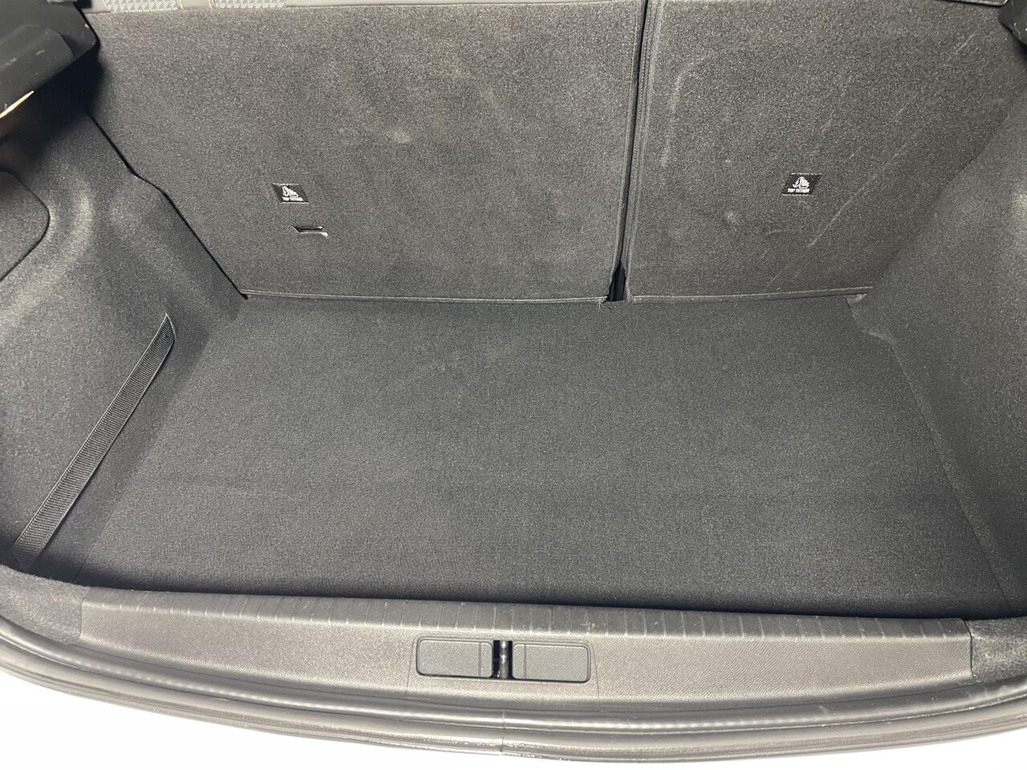 Peugeot 208 1.2 ESSENCE 100 CV GT BLUETOOTH 5P (2021) - Photo 12