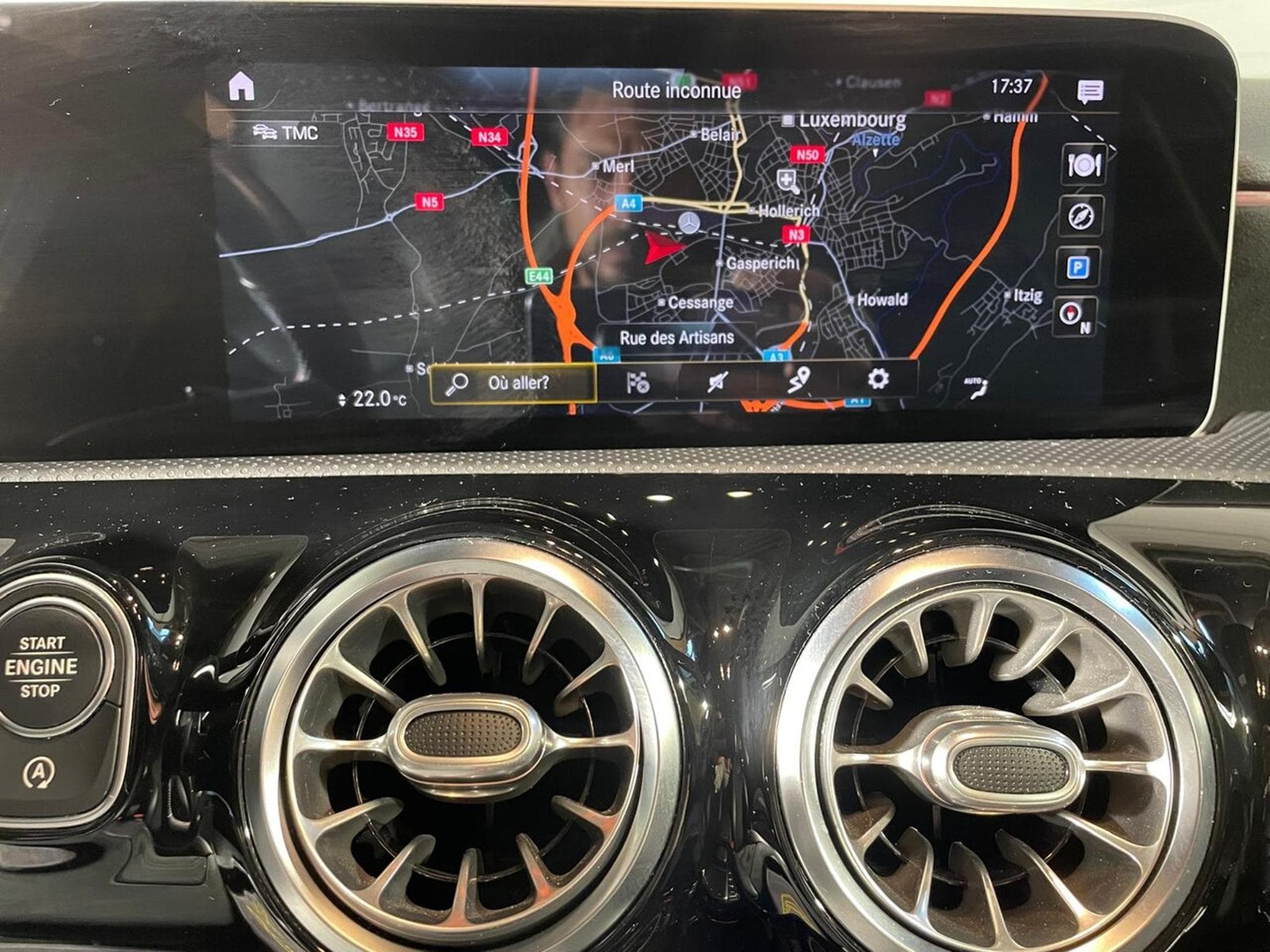 Mercedes A 180 116 7G-DCT AMG LINE GPS (2020) - Photo 5