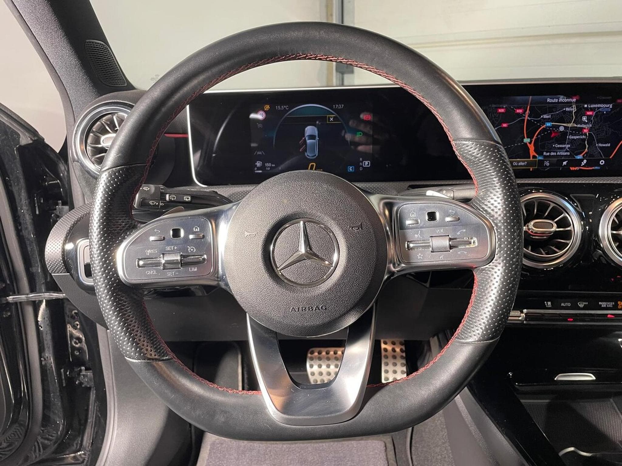 Mercedes A 180 116 7G-DCT AMG LINE GPS (2020) - Photo 7