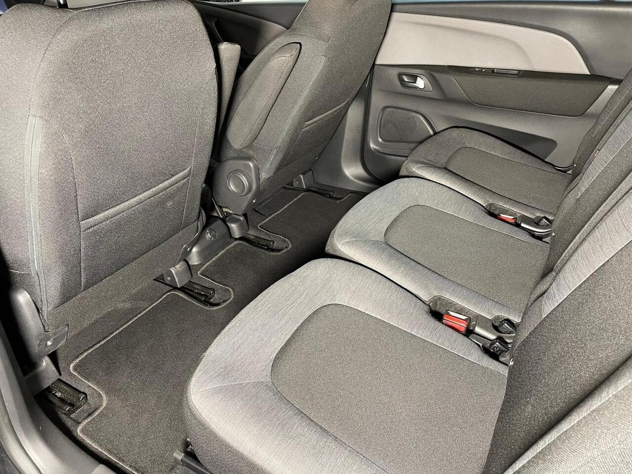 Citroen Grand C4 SpaceTourer 1.5 BlueHDI 130 EAT SHINE BUSINESS GPS BLUETOOTH 7PL (2022) - Photo 11