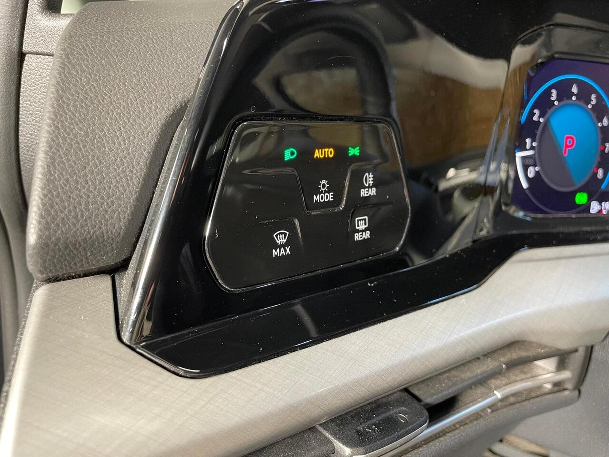 VW Golf VIII 1.5 TSI 130 DSG LIFE GPS CARPLAY VIRTUAL COCKPIT (2021) - Photo 7