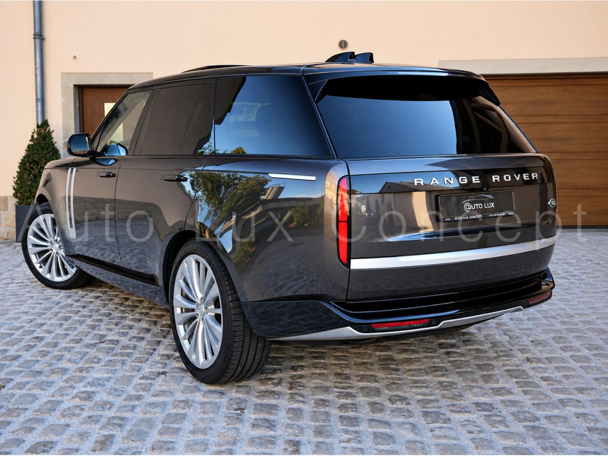 Land-Rover Range Rover P530 First Edition (2022) - Photo 4