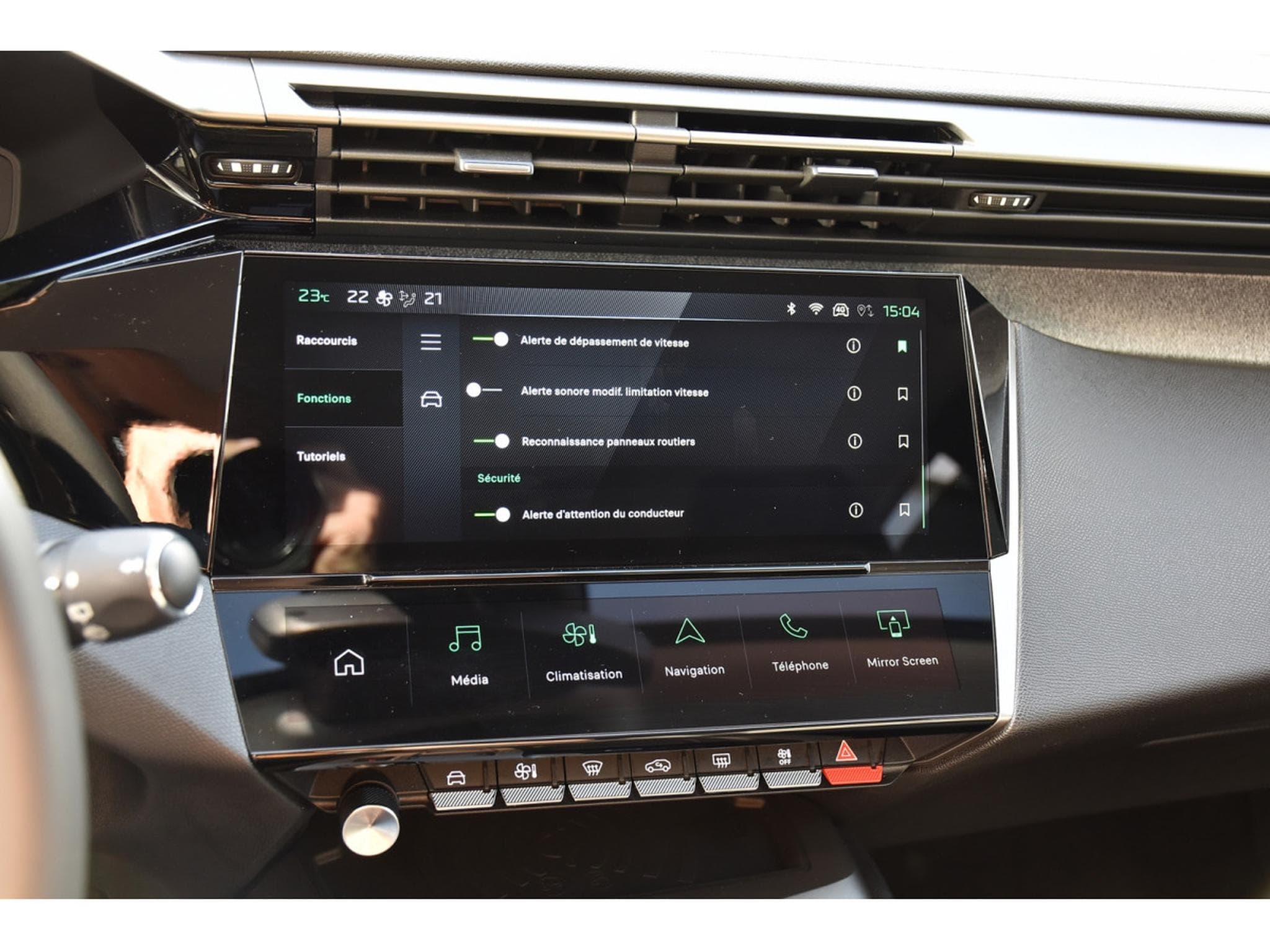 Peugeot 308 1.2 Hybrid 145 e-DCS6 Allure ACC CAM360 LANE 1° MAIN (2025) - Photo 17